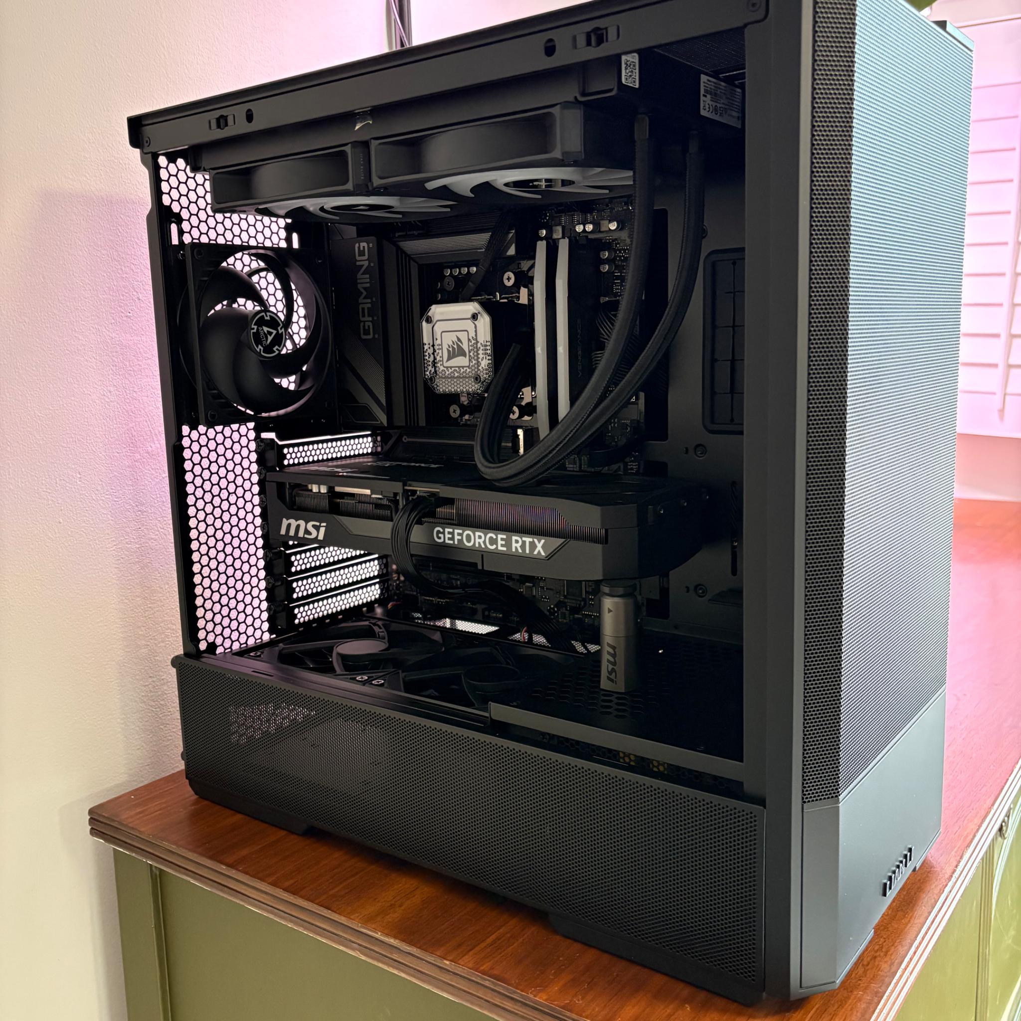 RTX 5070TI | Ryzen 7 9700X | 32GB DDR5 | 2TB SSD | 850W Gold PSU | ARGB Fans | AIO | Lancool 207