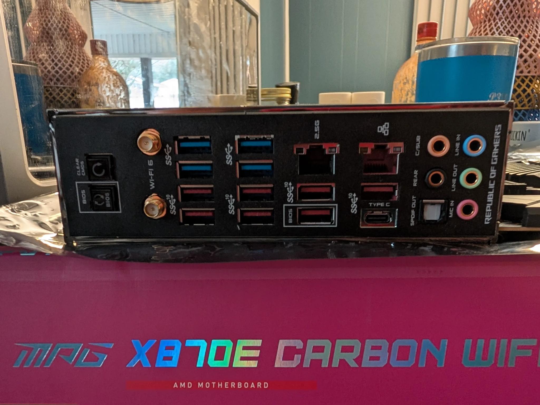 Asus ROG Crosshair DarkHero x570 motherboard