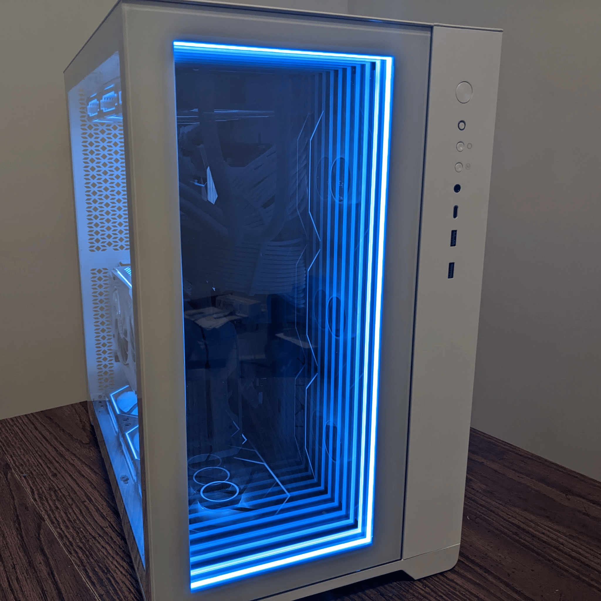 All-White Infinity Mirror Showcase New Gaming PC
