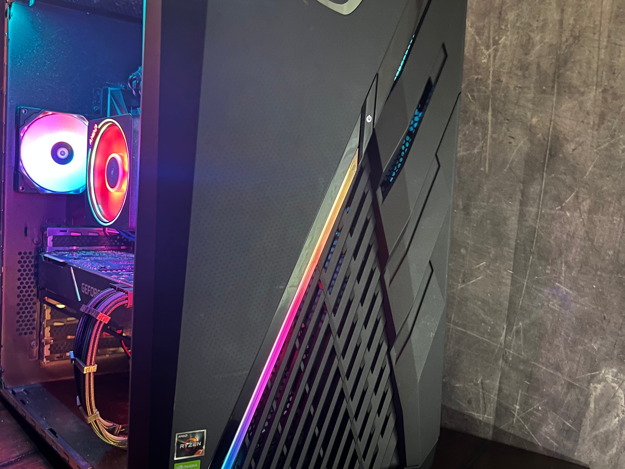 🎉Mid Range Gaming PC🎉 ASUS RTX 2070 Super - Ryzen 7 3700x - 32GB Corsair DDR4 - 2.5TB - 850W Gold