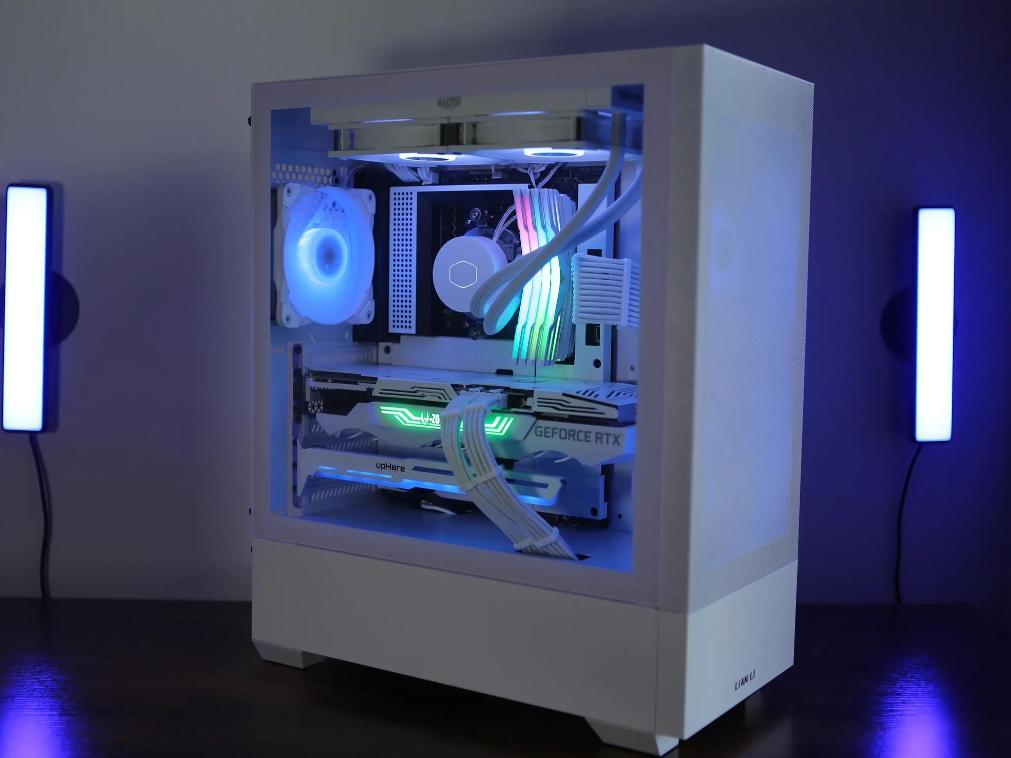 ALL-WHITE! RTX 3080 & AMD 5800x Custom Gaming PC!