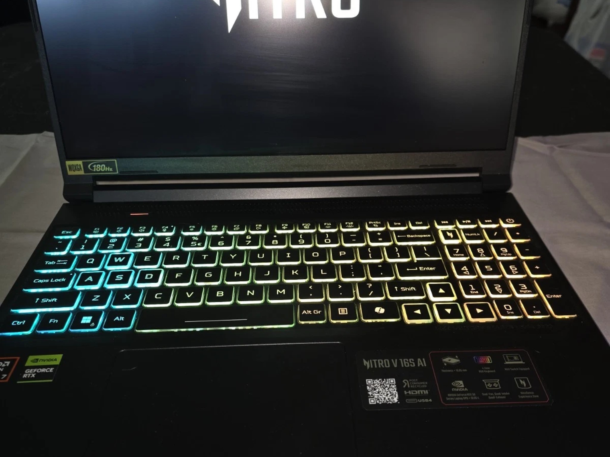 Acer Nitro V 16S AI Gaming Laptop AMD Ryzen 7 260, 16GB RAM, 1TB, RTX 5070 8gb