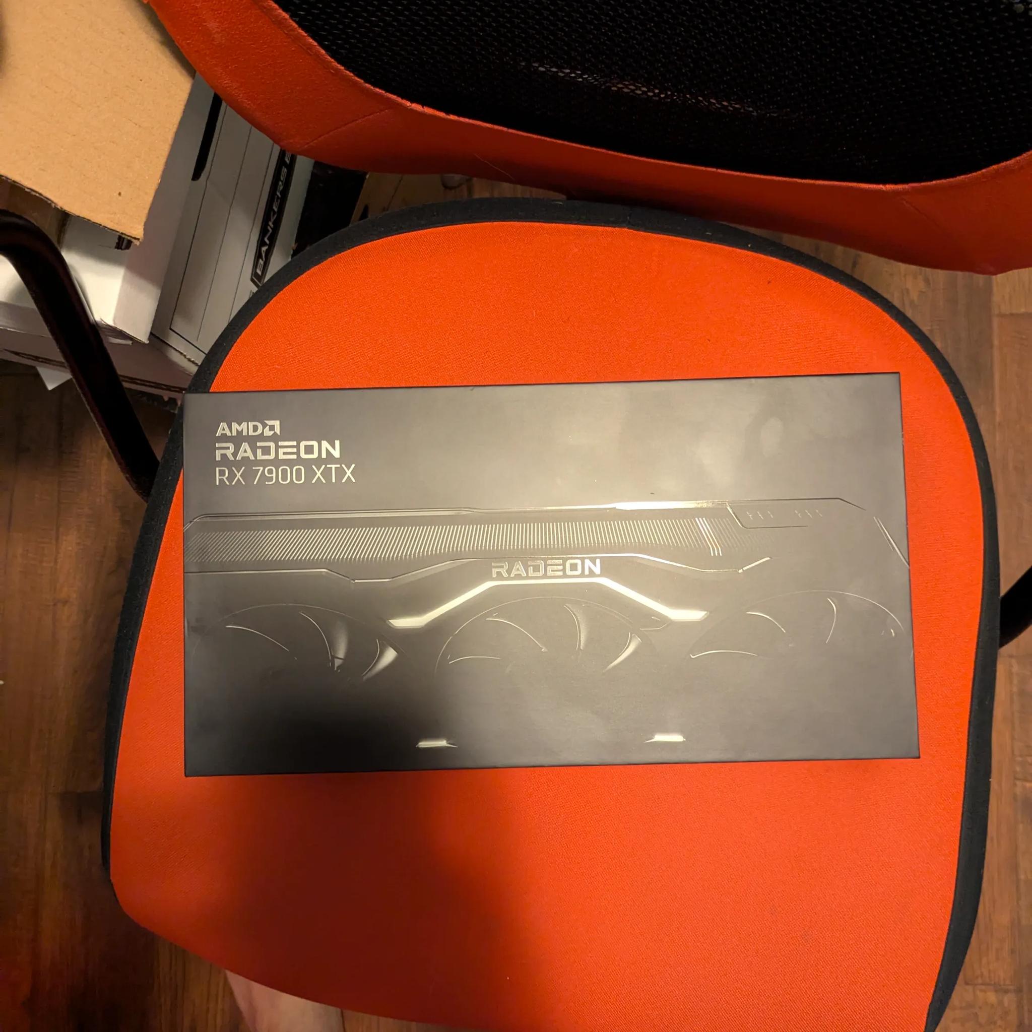 AMD Radeon RX 7900 XTX