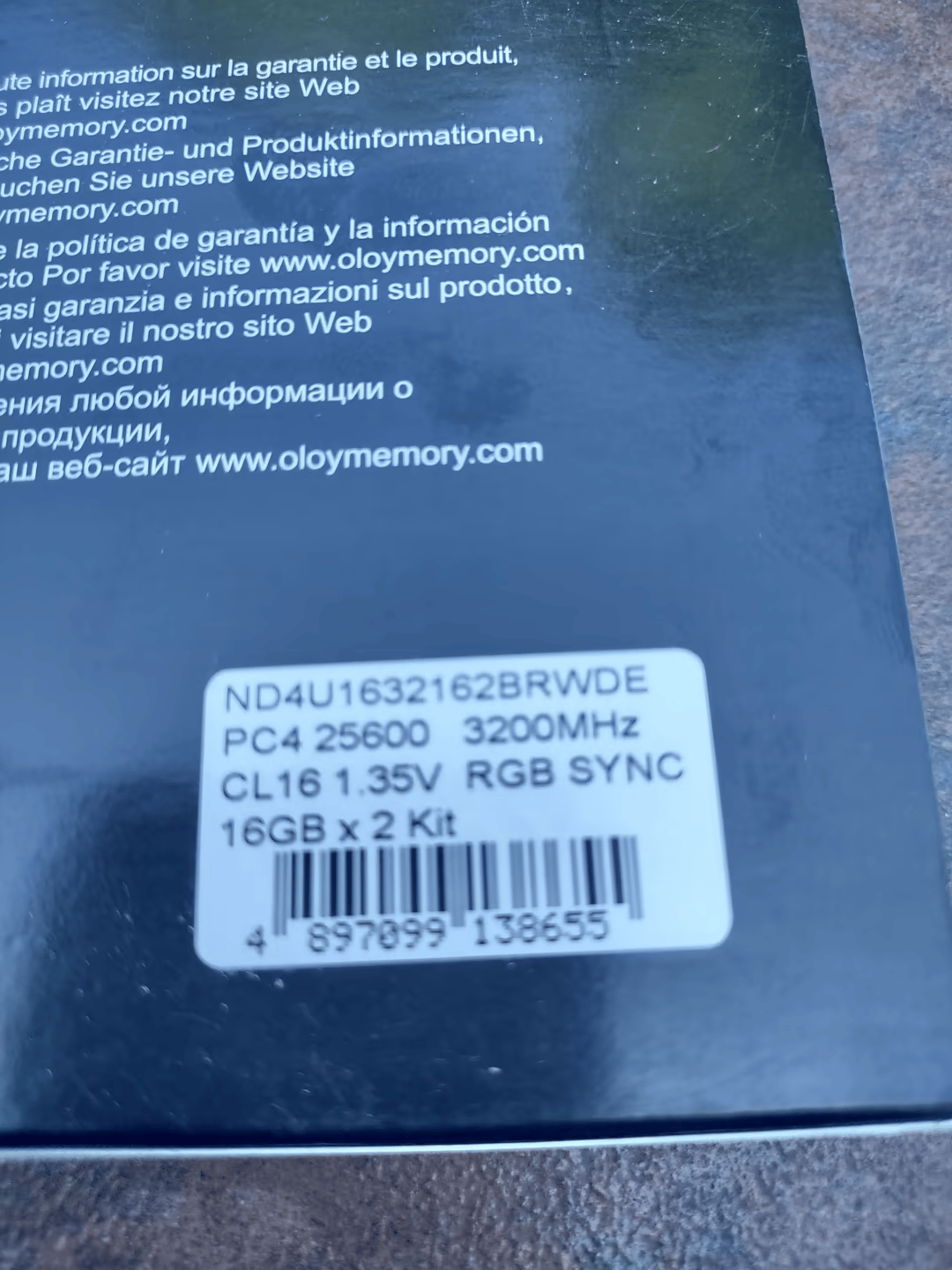 Brand New in box oLoy ddr4 2x16 32gb 3200mhz memory