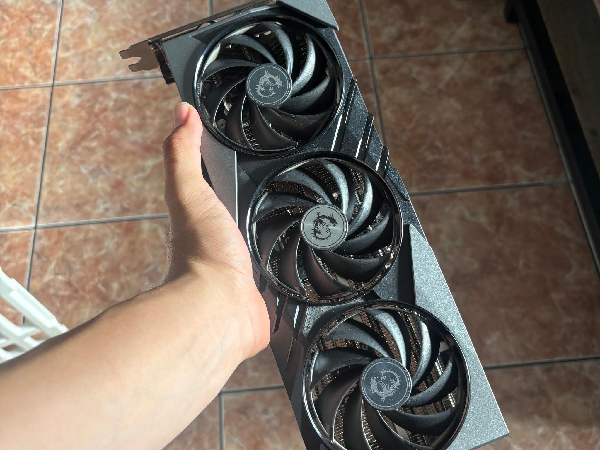 Rtx 4070 super 12GB