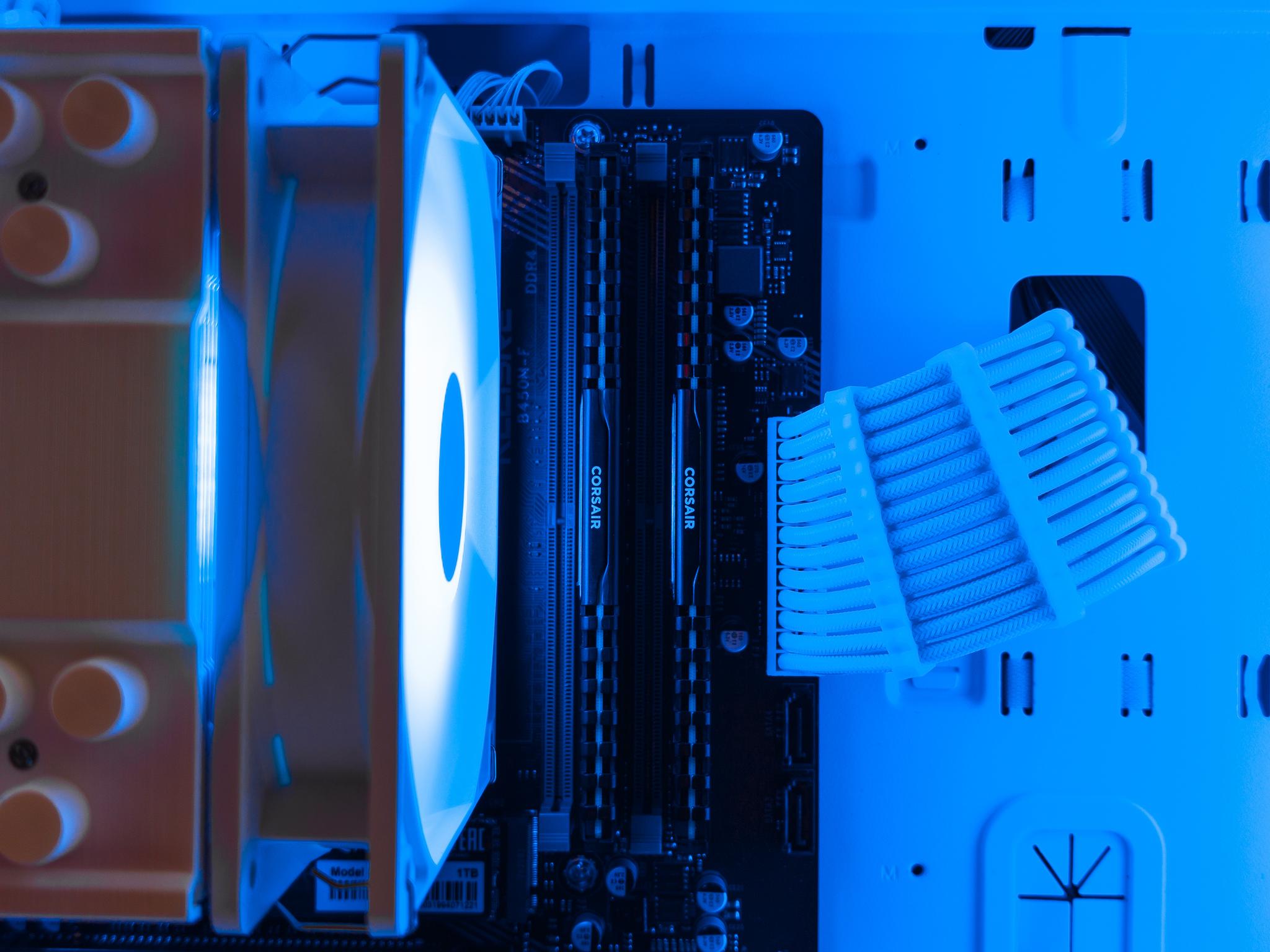 🤍🖤 RTX 4060 / Ryzen 7 3800X / 32GB Gaming PC 🖤🤍