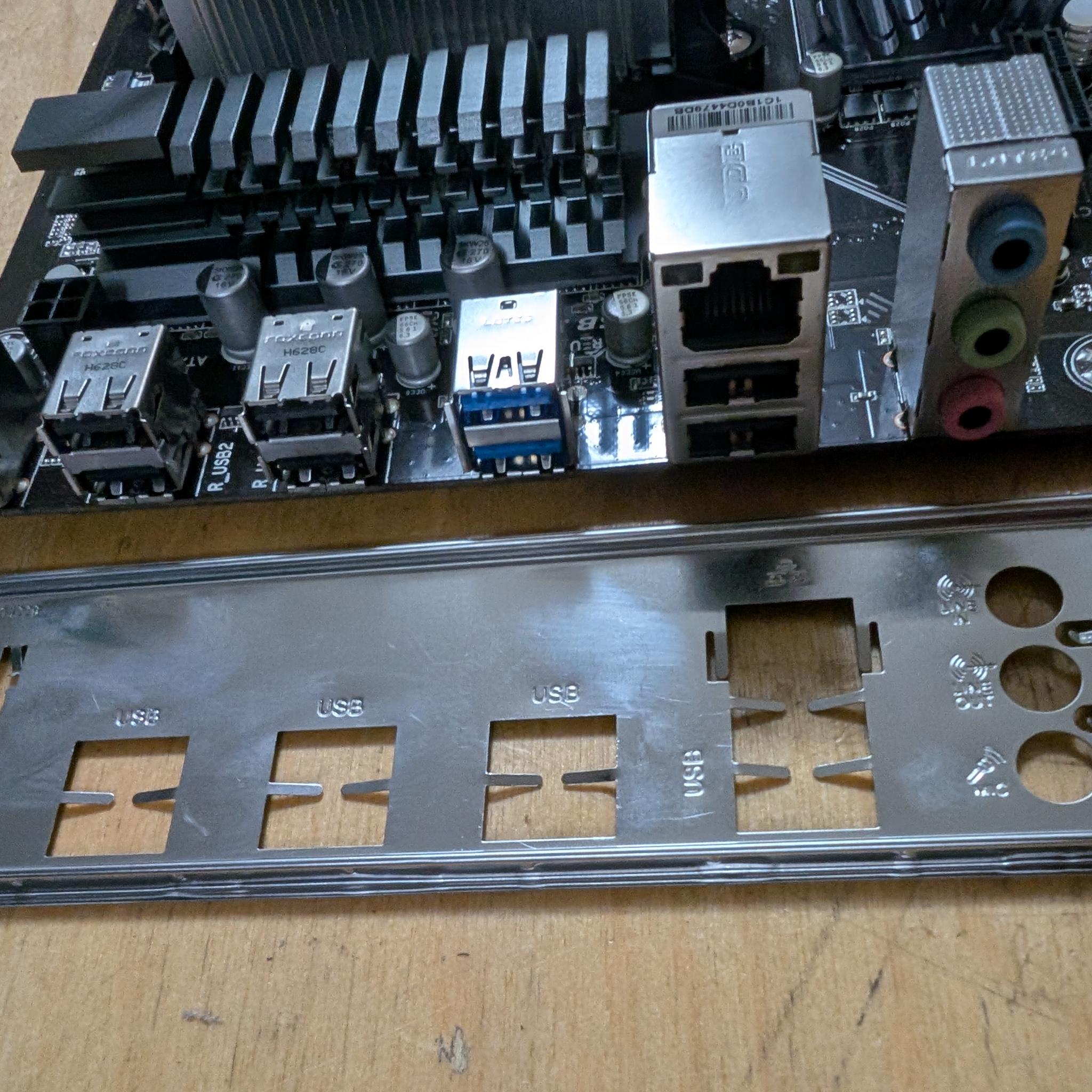 AMD FX 8320E + Gigabyte 970 motherboard + CPU cooler