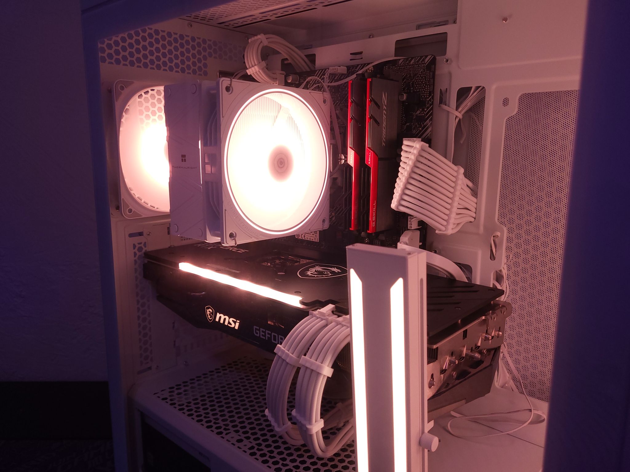 🍀SPRING SALE🍀 White Gaming PC: RTX 3070 | I5 10400F | 32GB RAM | 1.25TB SSD | WiFi | ARGB