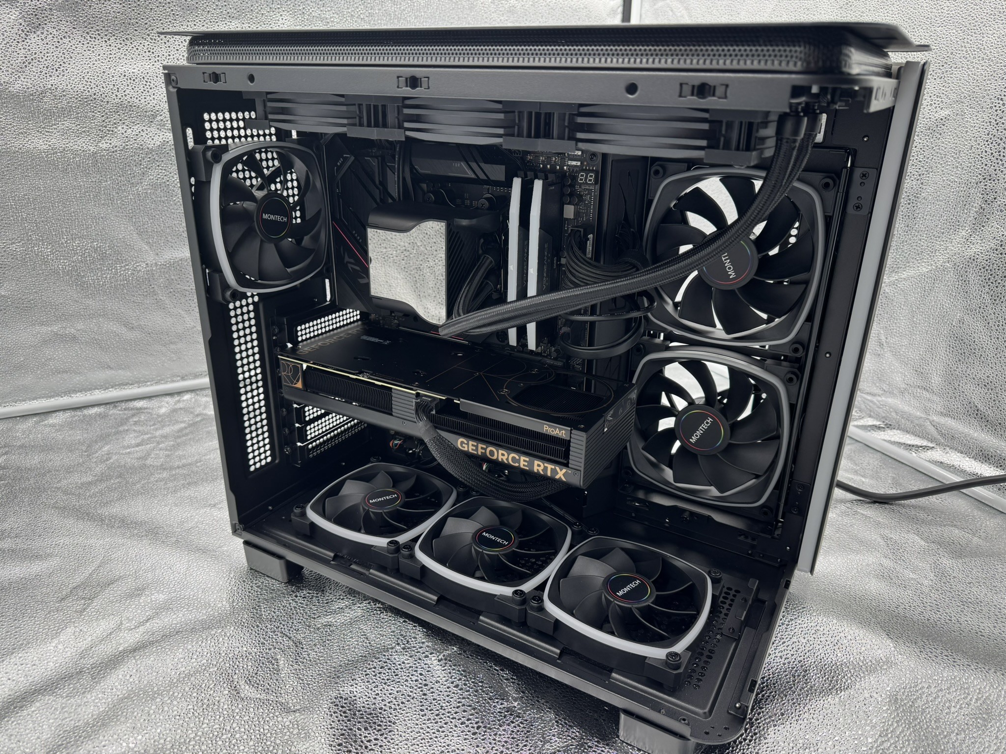 RTX 4070 SUPER | Ryzen 7800X3D | 2TB NVME | WIFI