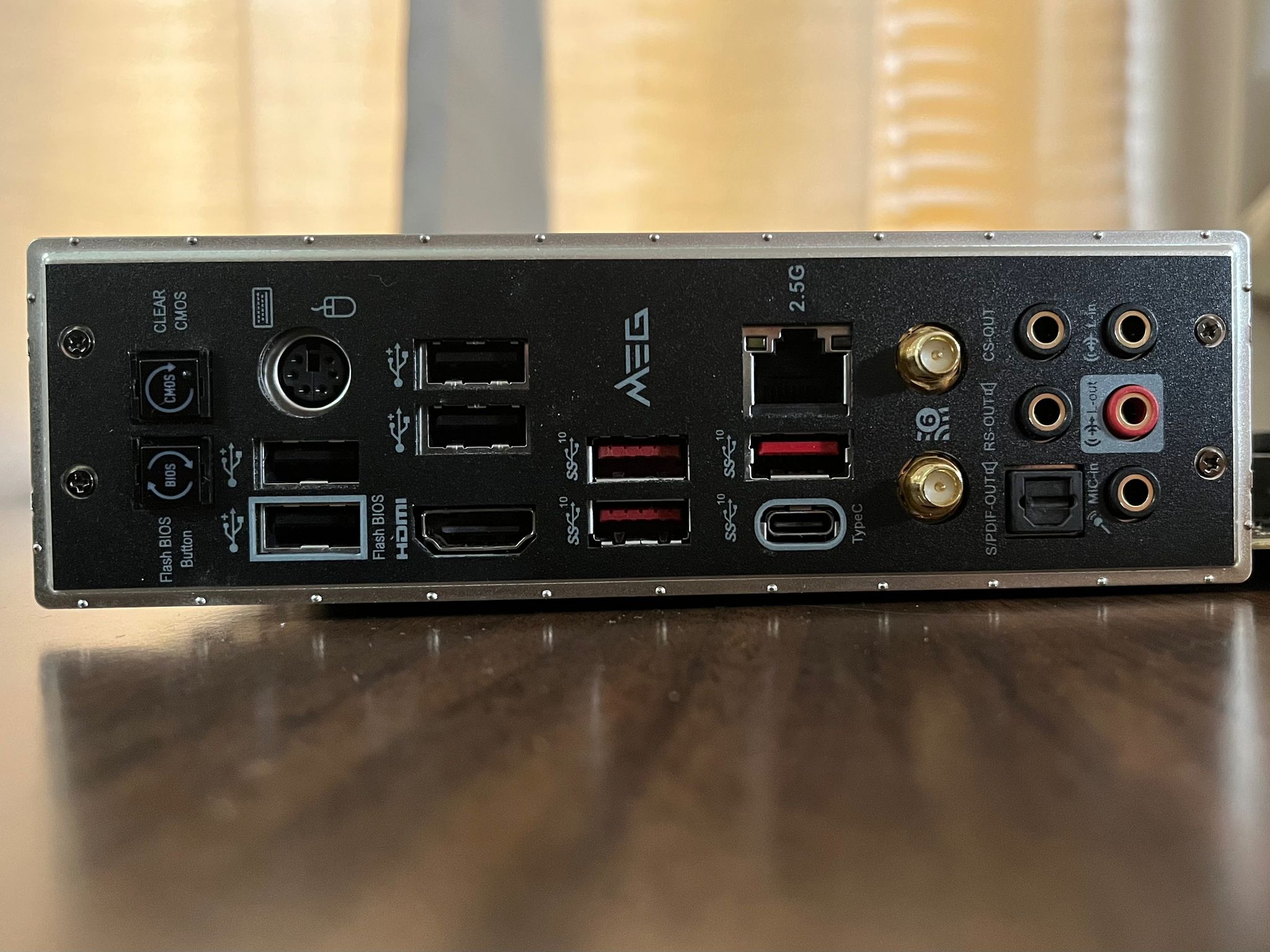 MSI MEG B550 UNIFY | 16GB Corsair 3600MHz CL16 | Windows 11 Pro Activated | 256GB Samsung M.2 NVMe