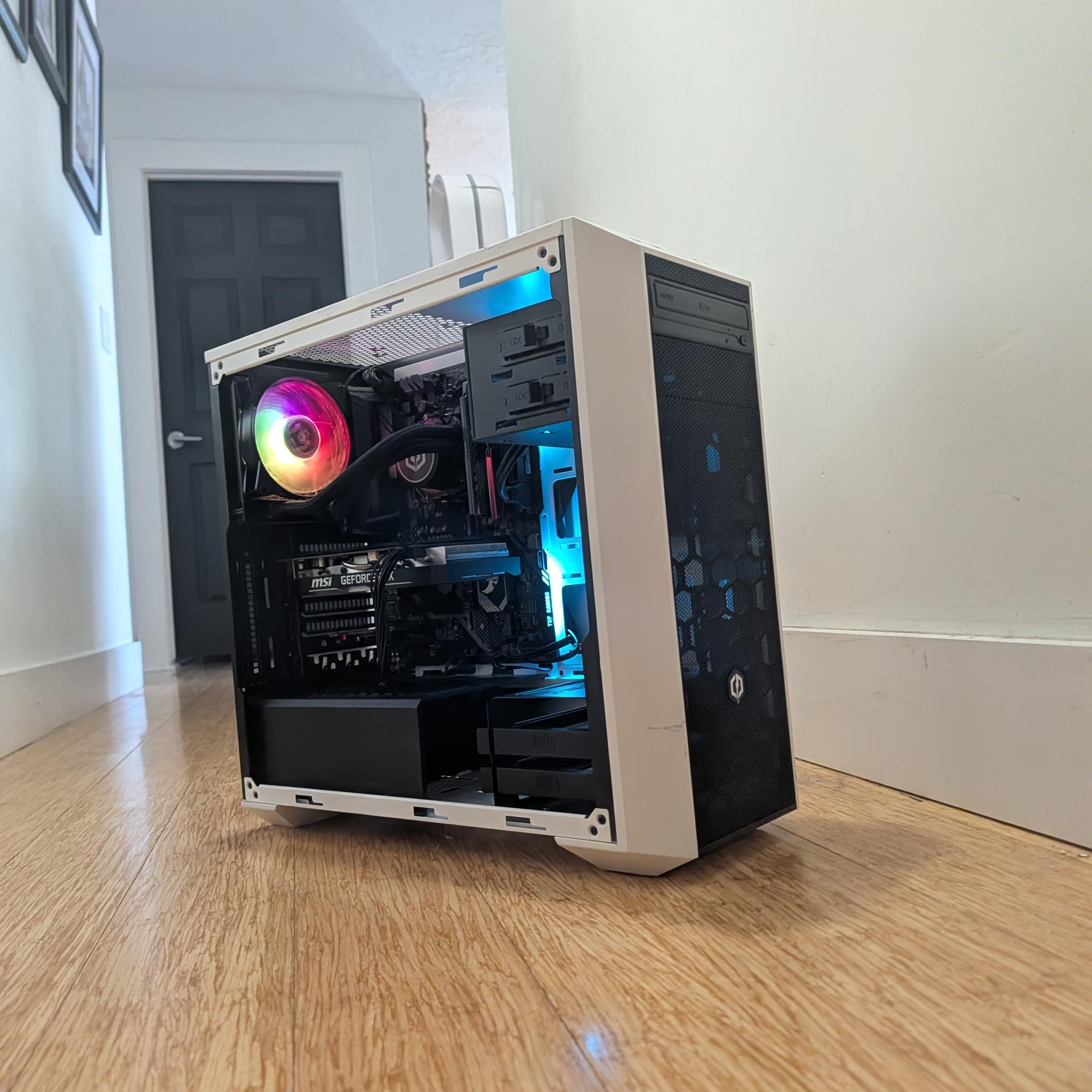 Custom CyberPower Gaming PC | RTX 2060 Super | Ryzen 5 3400G | 12GB | 256GB | X470 | AIO |