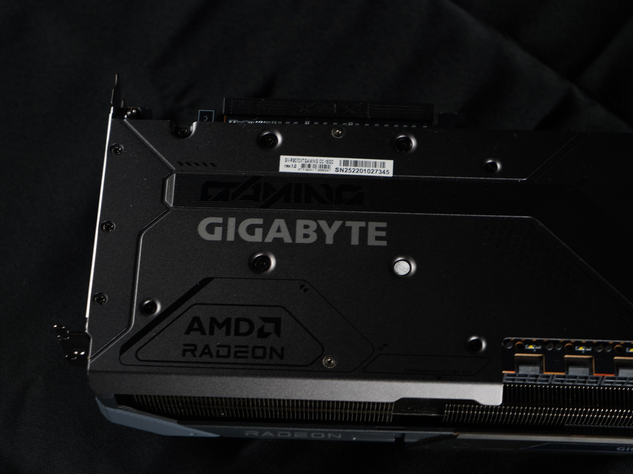 GIGABYTE Radeon RX 9070 XT Gaming OC 16G Graphics Card, PCIe 5.0, 16GB GDDR6