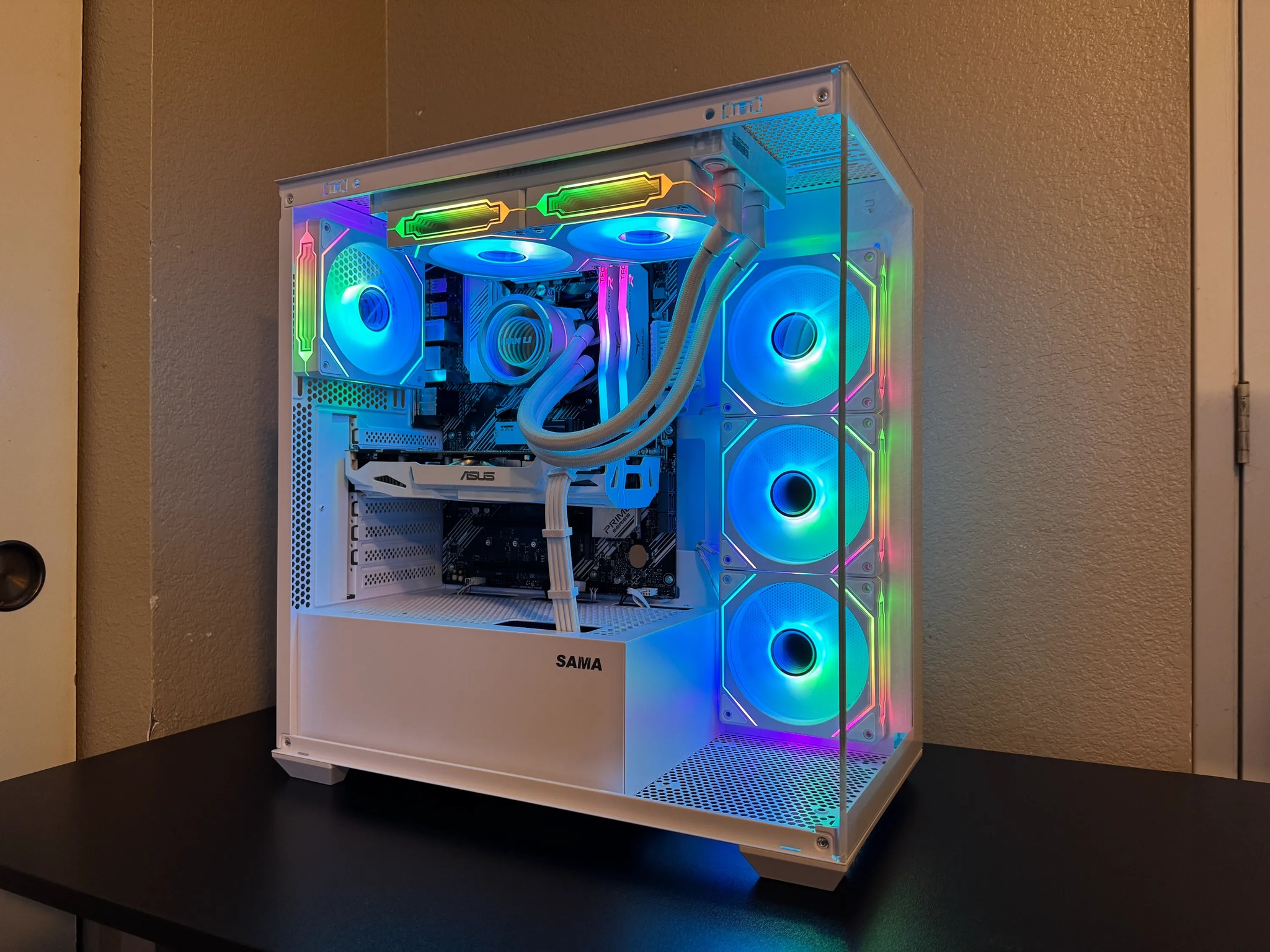 Ryzen 5 3600X | GTX 1070 | 1TB M.2 SSD | 16GB RAM | WiFi & Bluetooth
