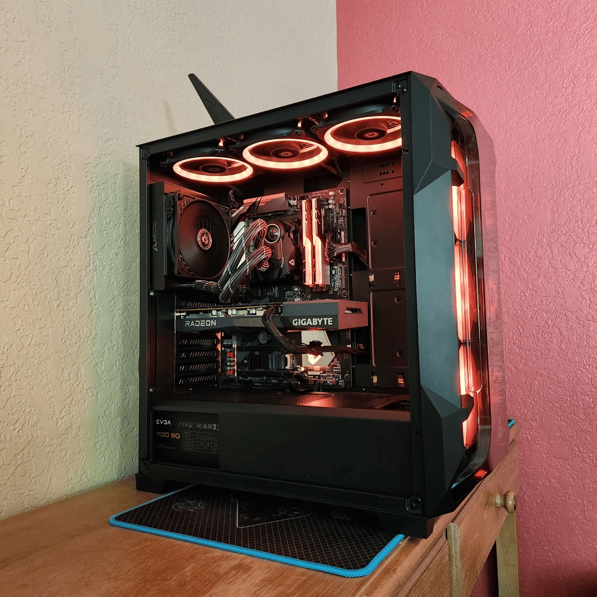 All AMD Rig, Ryzen 5600X and RX 6600XT, 16GB Ram, Liquid cooler.