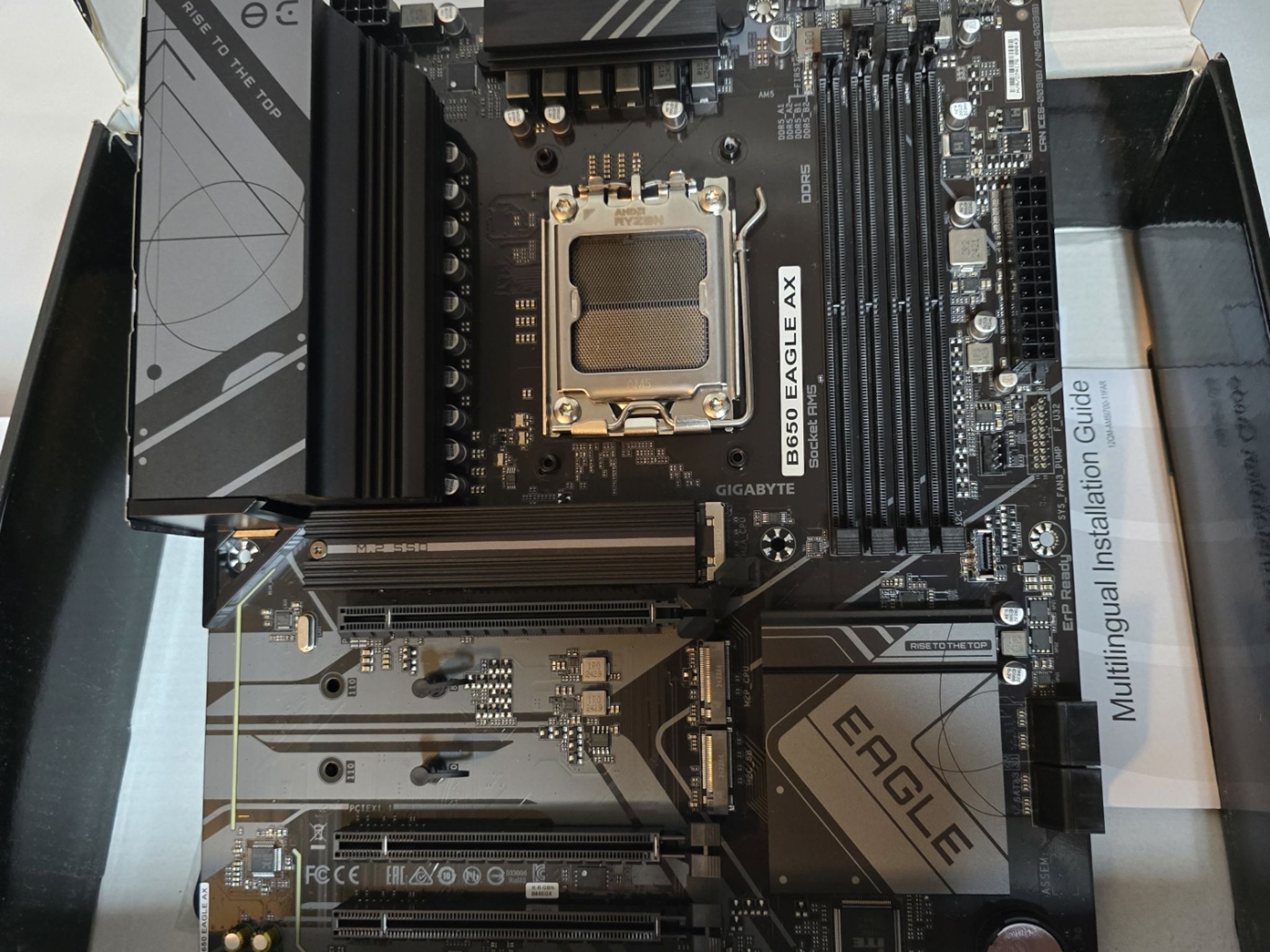 GIGABYTE B650 EAGLE AX