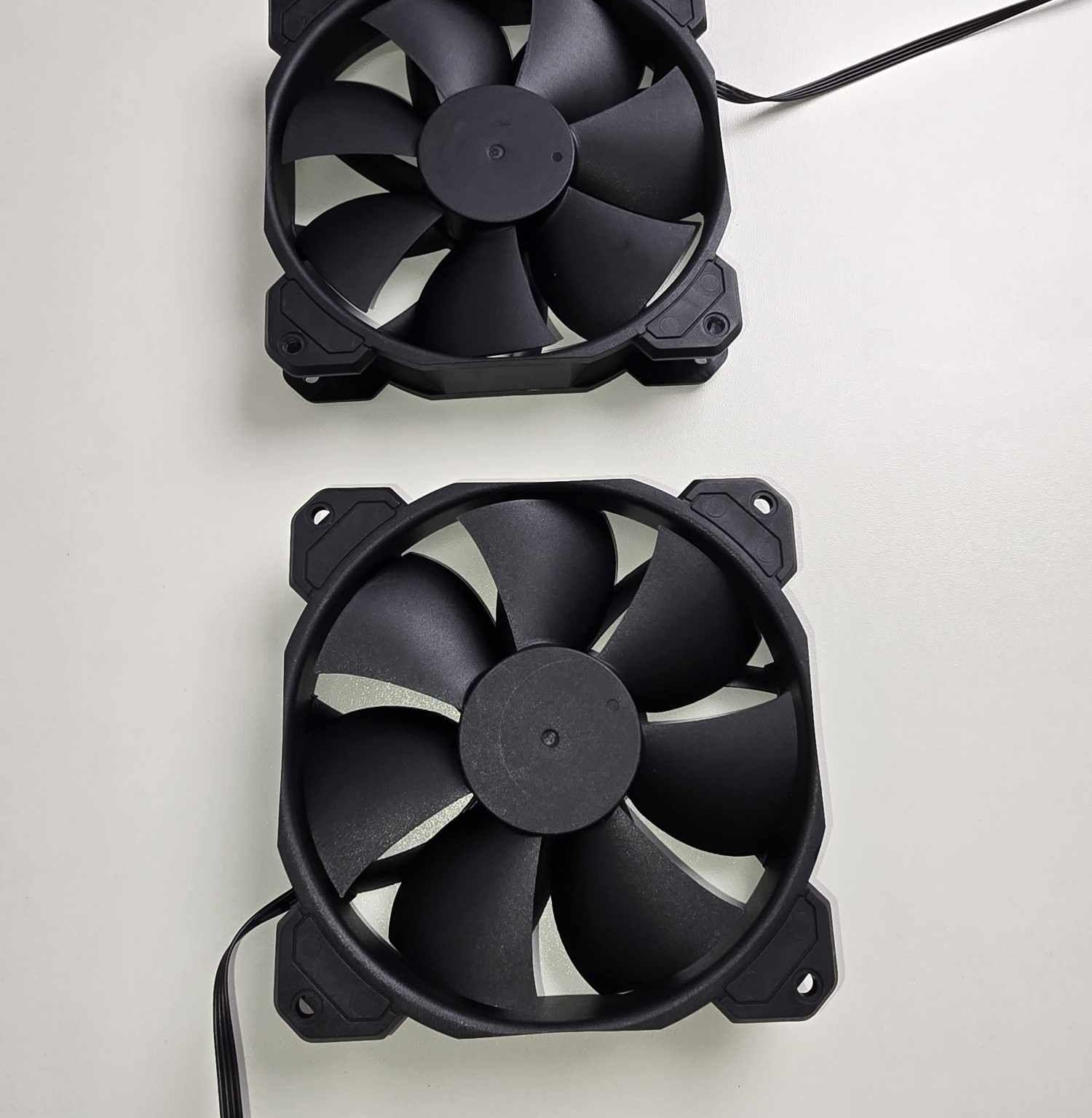 NZXT And Corsair Case Fans. 120MM PWM X5