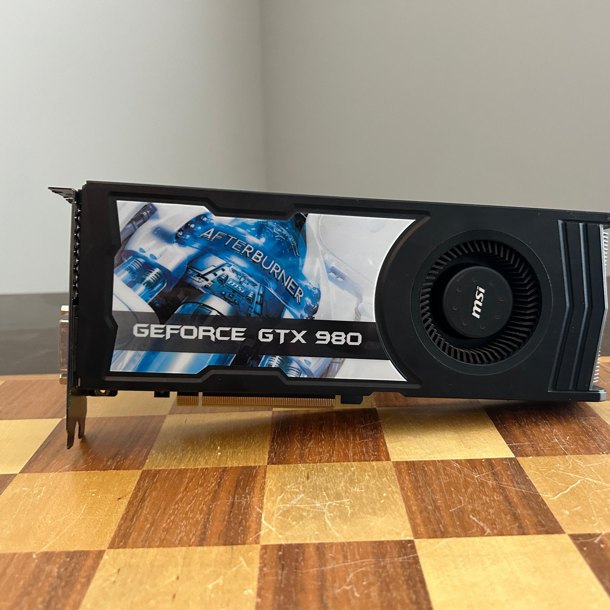 Nvidia GTX Titan X (Maxwell) **Not stock cooler, not a GTX 980**
