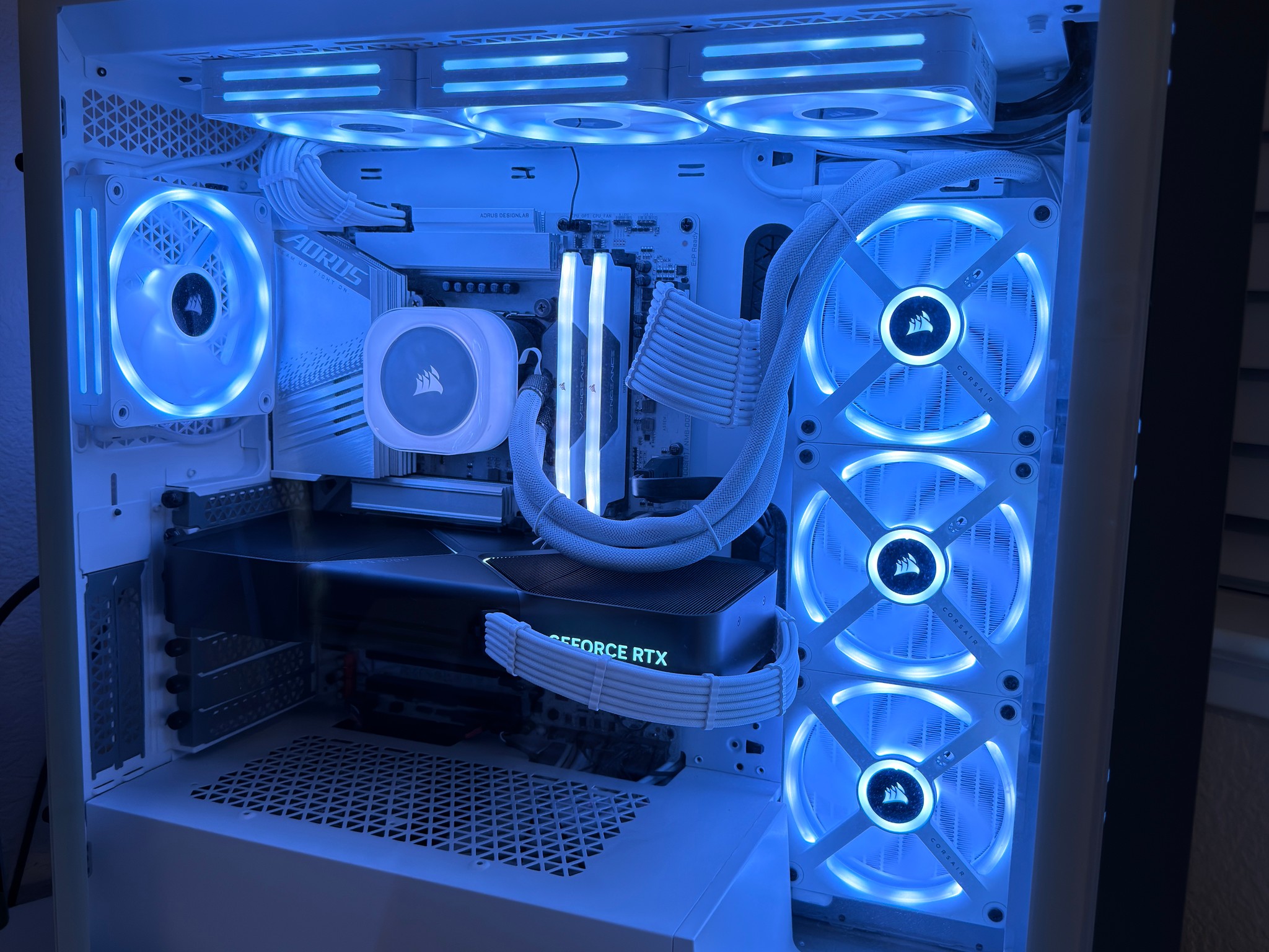 Custom Built Gaming PC RTX 5090 i9 13900(Need gone ASAP)