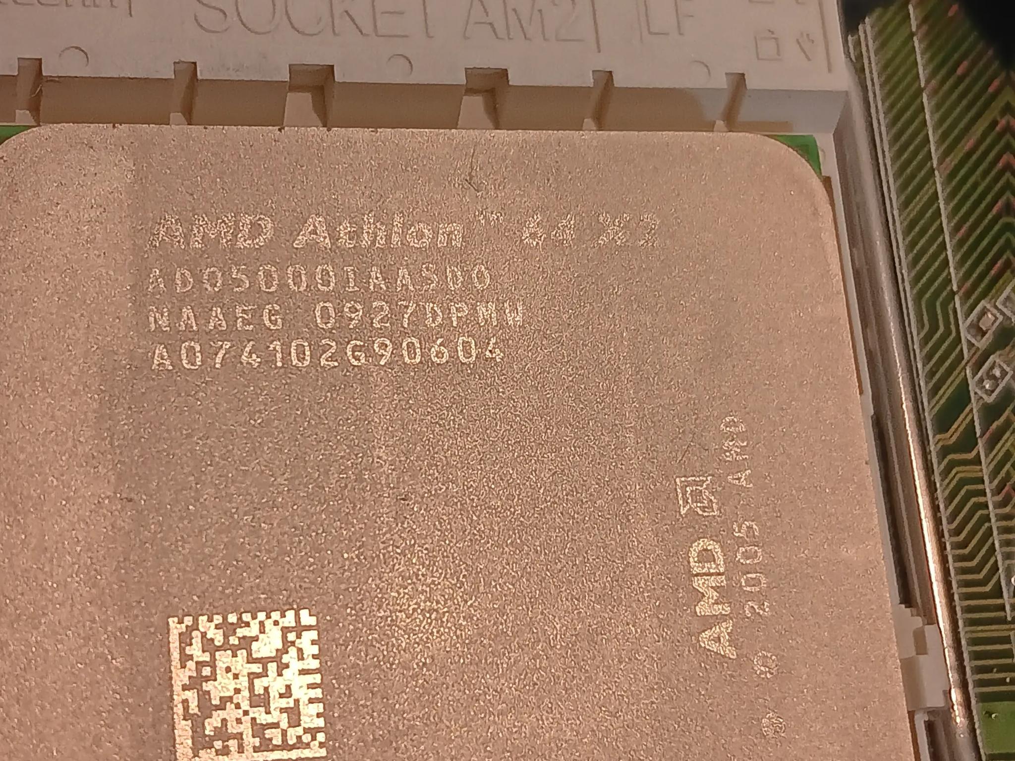 M2N68-LA Motherboard AMD Athlon 64 X2 4GB DDR2 800 RAM