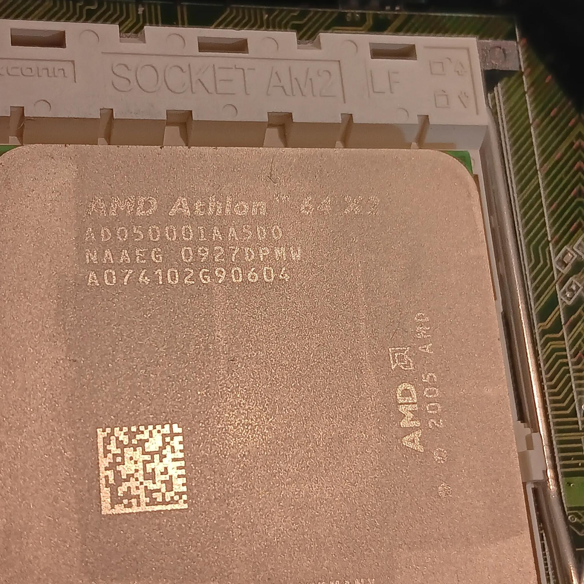 M2N68-LA Motherboard AMD Athlon 64 X2 4GB DDR2 800 RAM