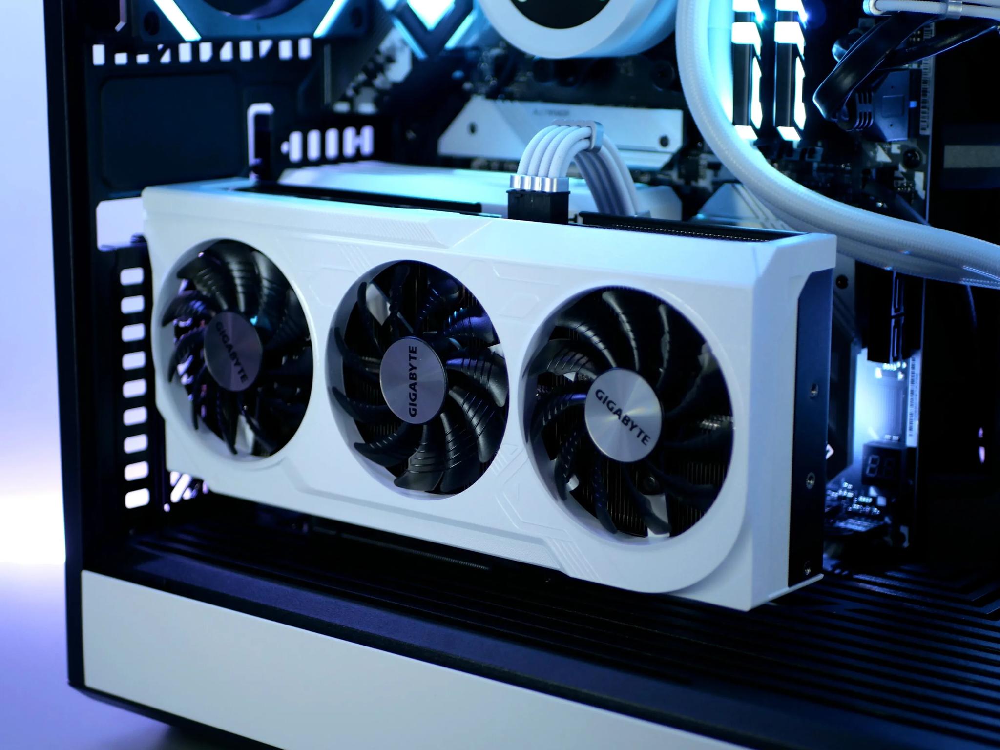 Oreo Blizzard | RTX 4070, Ryzen 7 5800x, 32gb ram, 1tb nvme