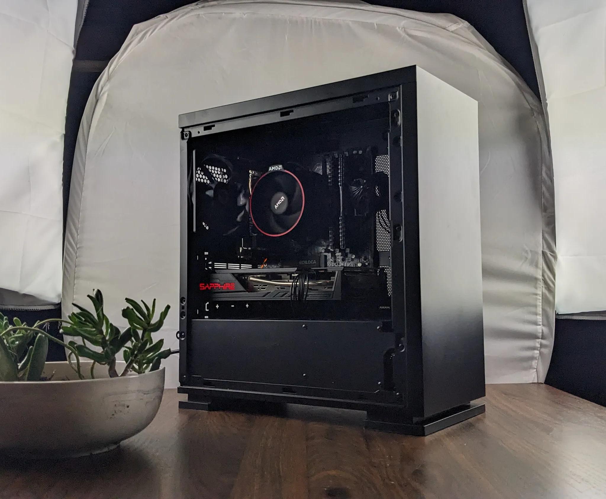 GamerSxin Custom 5600 XT R5 3600 16GB 2933mhz 1TB NVMe