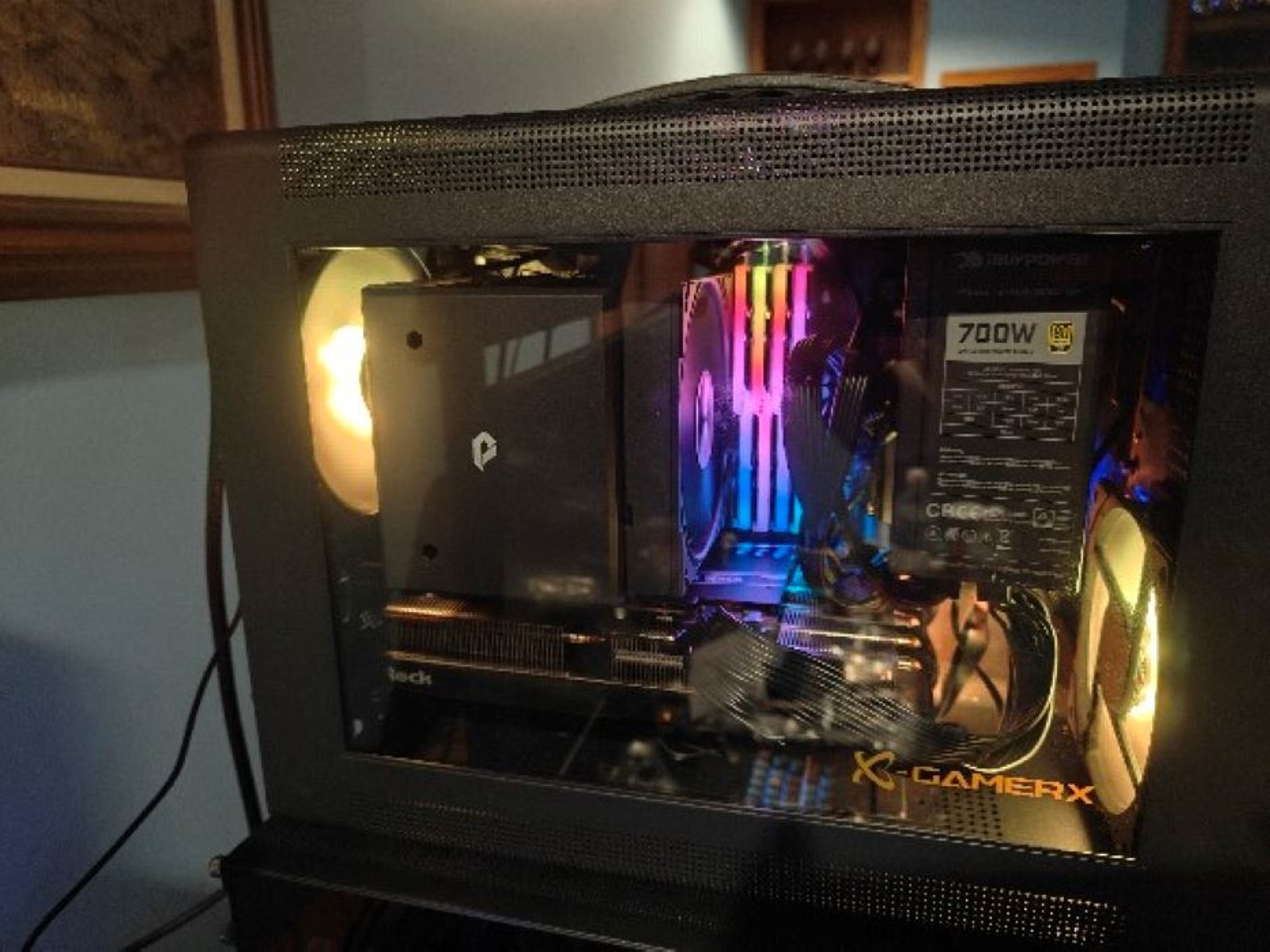 GamerX I-5 12600kf and Intel ARC 580 GPU 1TB m.2 nvme, 32 GB RAM in a matx small case.