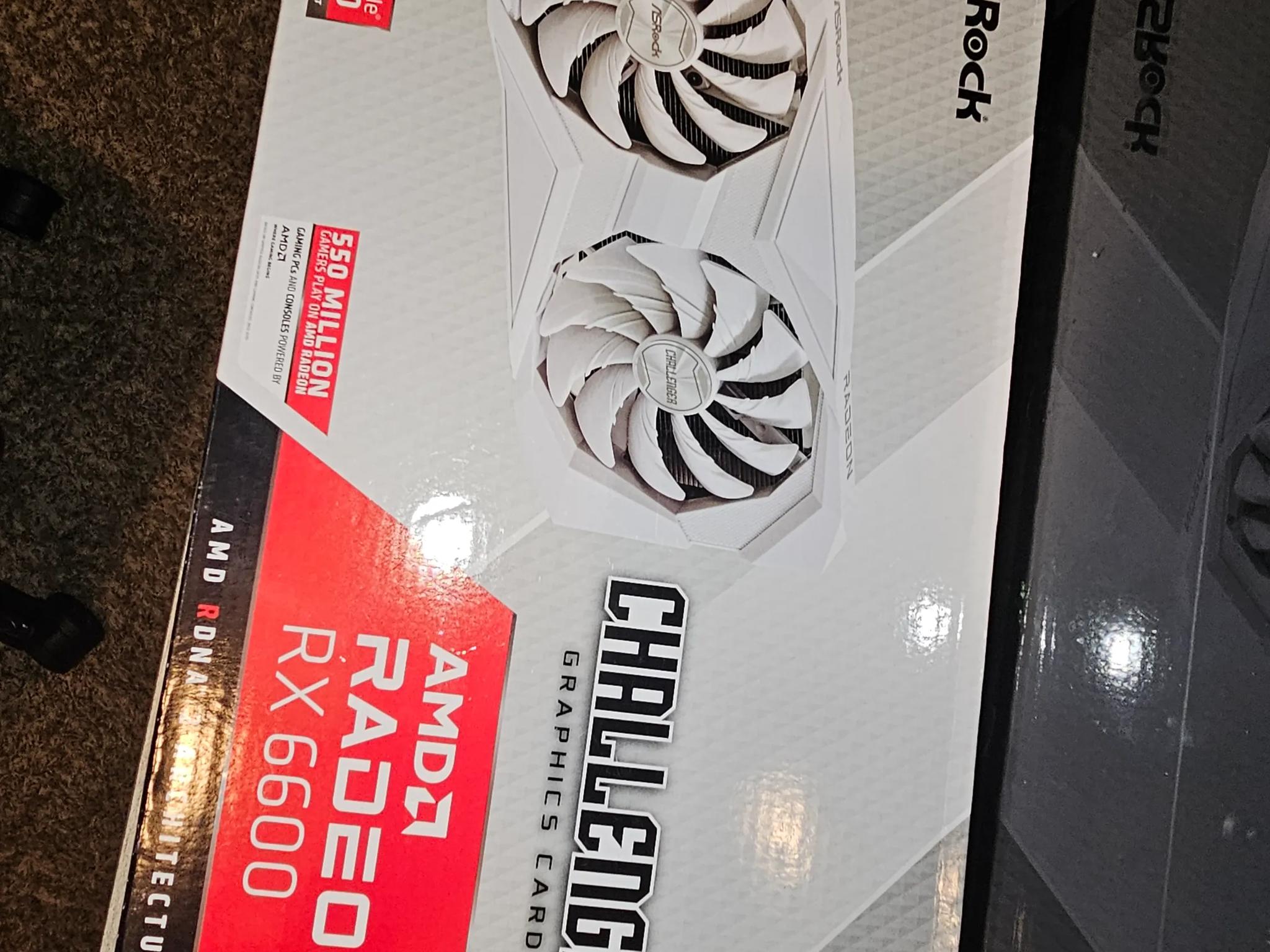 AMD RX 6600 Challanger (White)