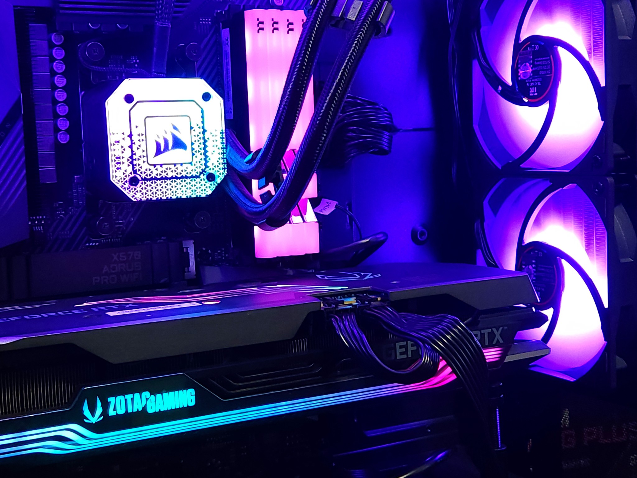 🌊 RTX 3080 TI 12 GB | Ryzen 7 5800X | 32GB DDR4 4000MTs | 2 TB NVME | WIFI + BT | AIO