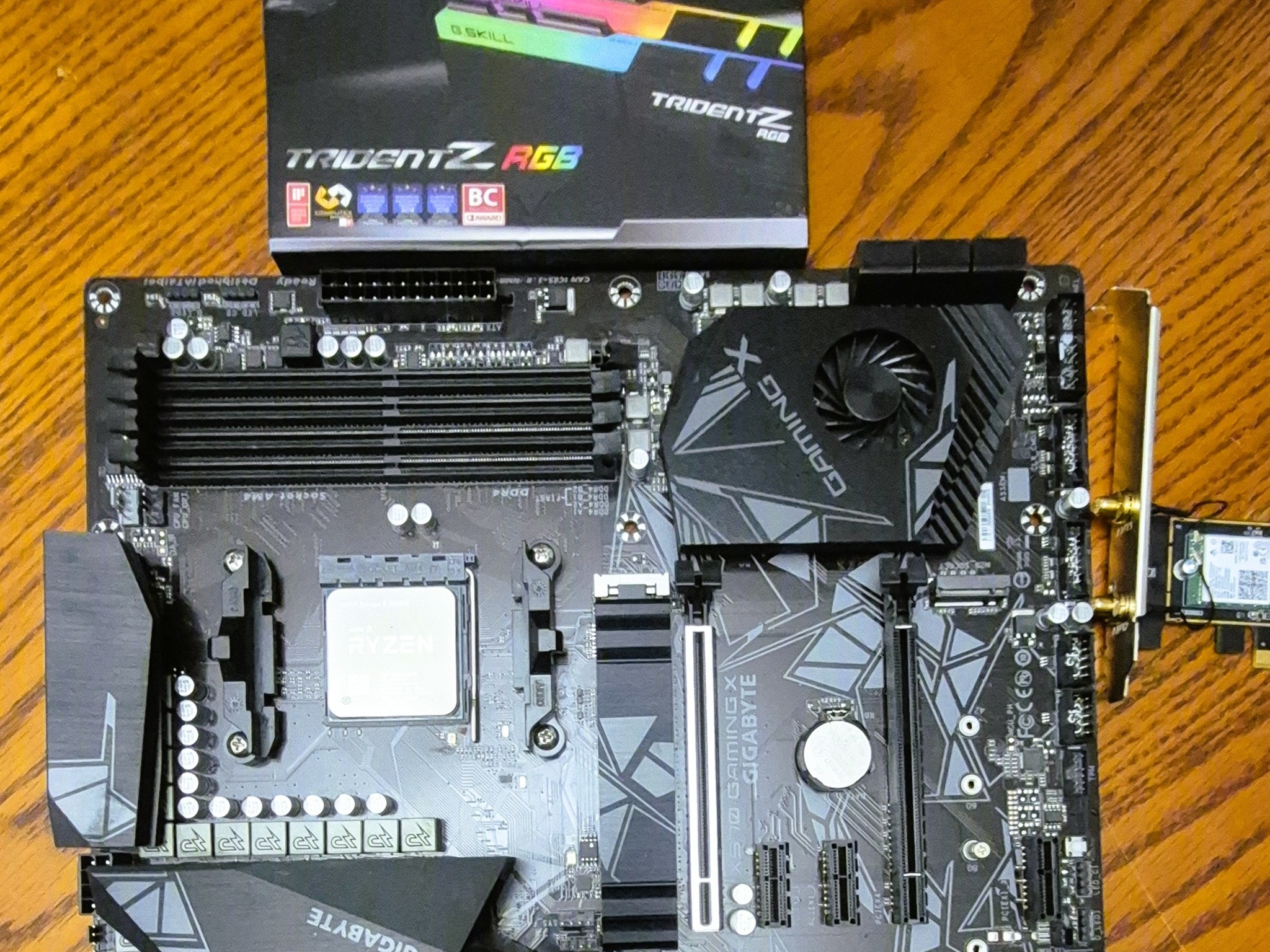 Bundle GIGABYTE X570 GAMING X, AMD Ryzen 9 3950X CPU, 32GB G.Skill Trident RGB DDR4 RAM, Wi-Fi Card