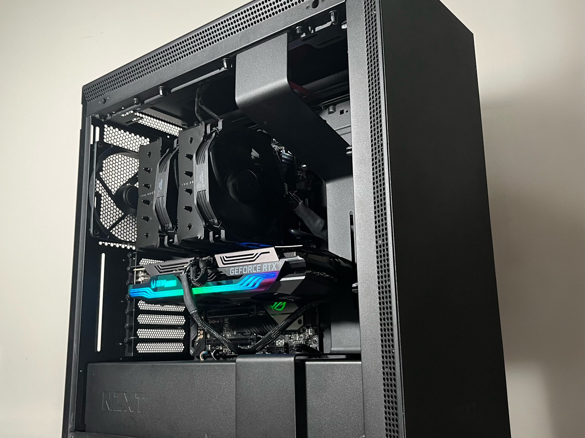 🥷Stealth RTX 1440p Beast🥷 Ryzen 9 3900x | RTX 3070 TI | 32GB RAM | 2TB Storage | Wi-Fi