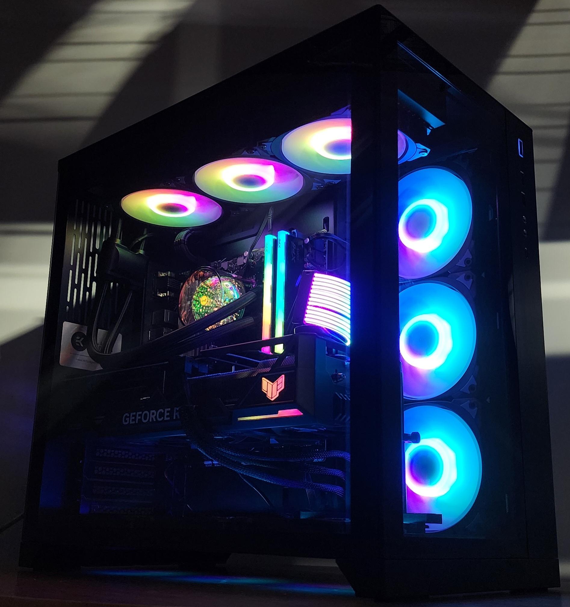 Gaming PC Ryzen 7 7800X3D 32GB RAM 2TB SSD RTX 4080 16GB Windows 11 Computer