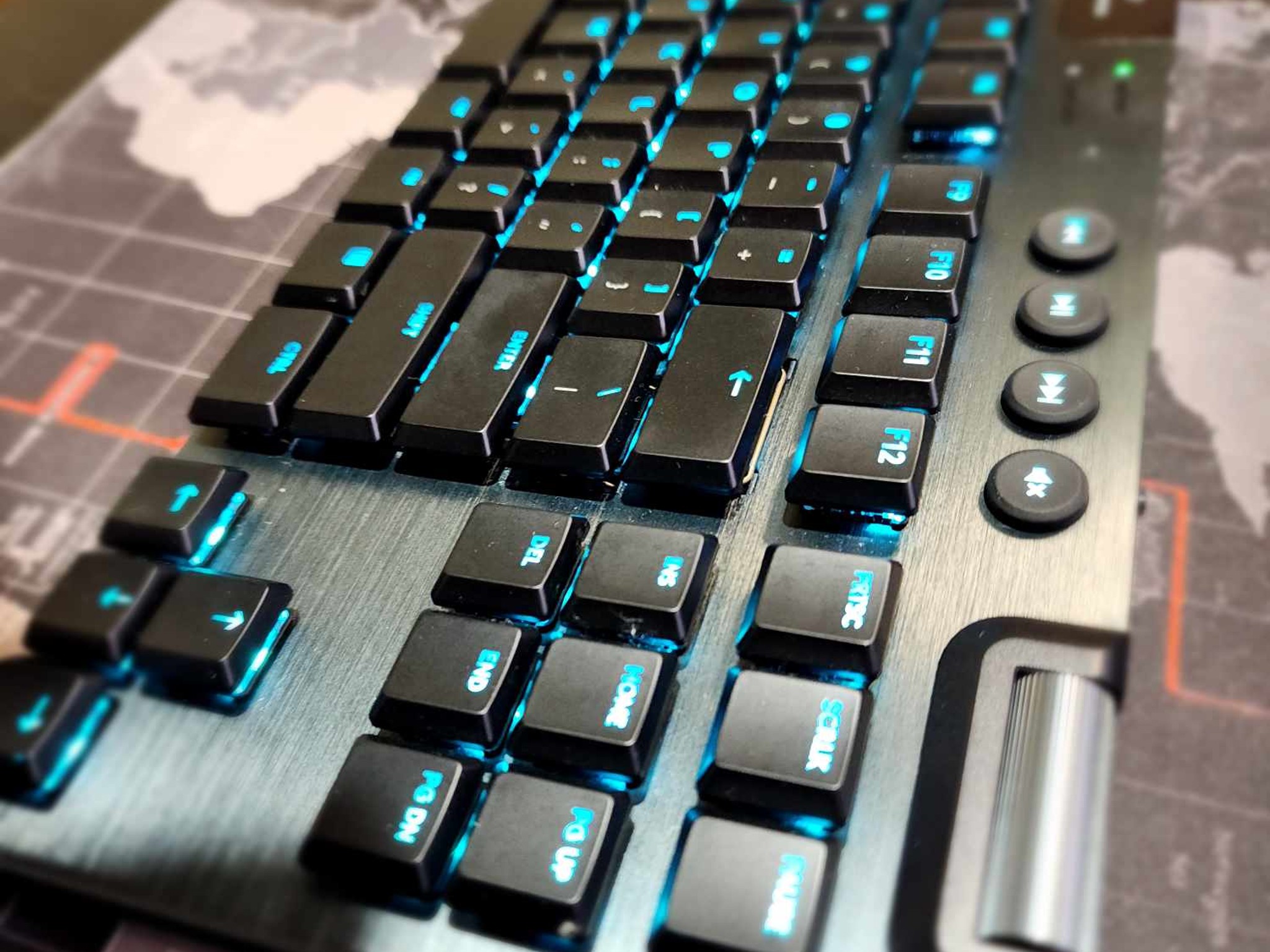 Logitech - G915 LIGHTSPEED TKL Mechanical GL Tactile Switch Gaming Keyboard