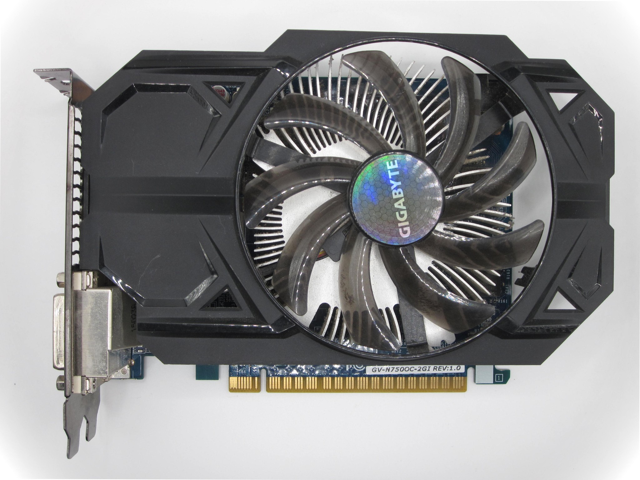 Mushkin Enhanced Silverline & Gigabyte GeForce GTX 750 2 GB Video Card