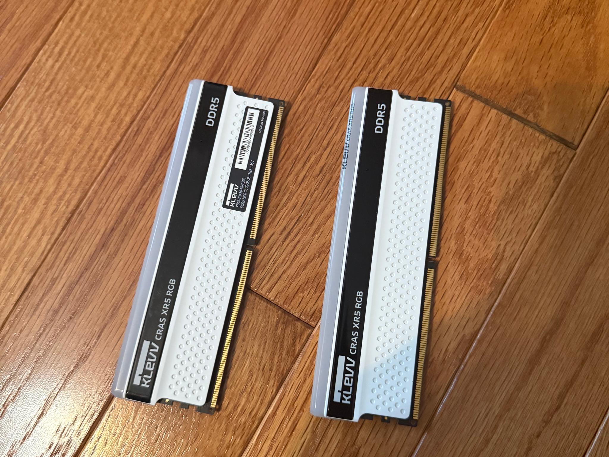 KLEVV CRAS XR5 RGB DDR5-6000 CL32 (32GB/2X16GB)