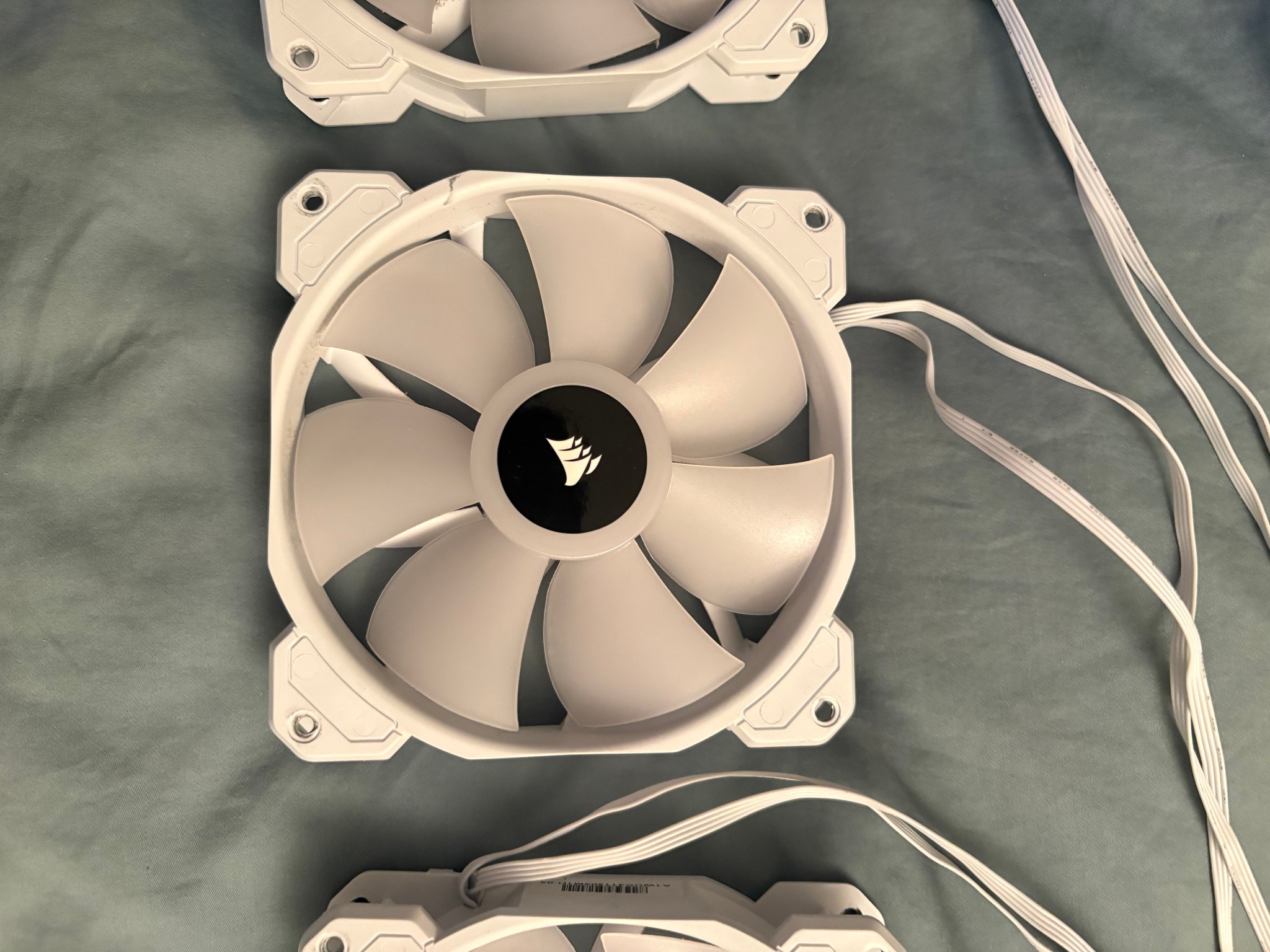 Corsair iCUE SP RGB ELITE 120mm White 3-Pack (No RGB Hub)