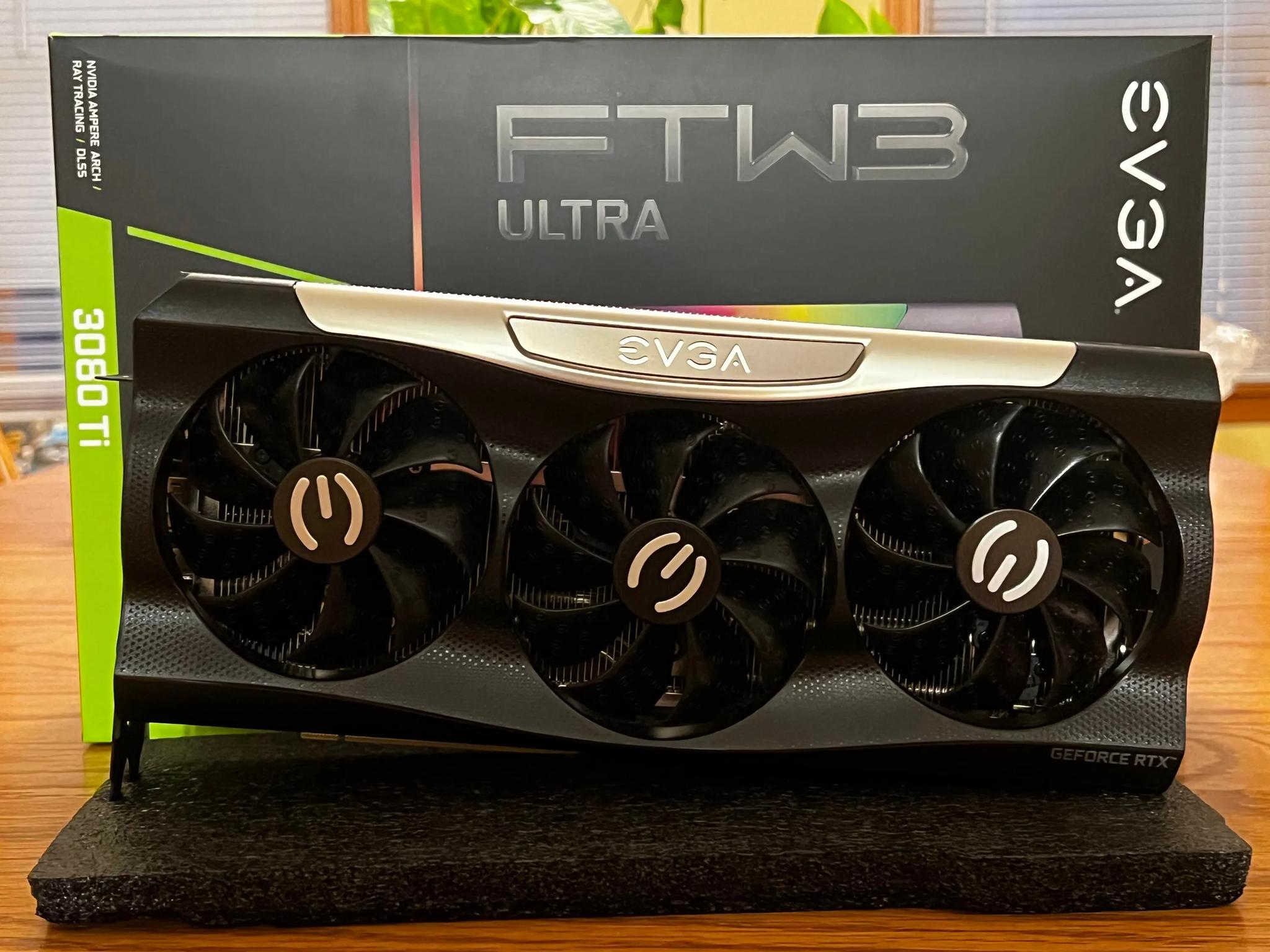 EVGA GeForce RTX 3080 Ti FTW3 Ultra - Excellent Condition, 22+ Months of Warranty Left
