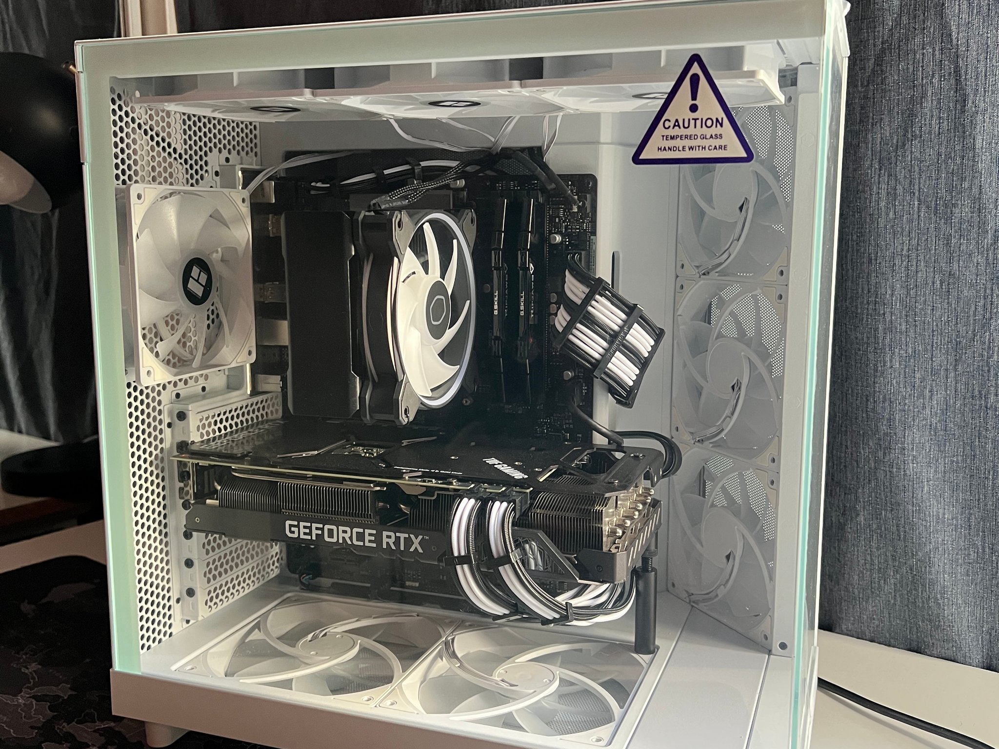 RTX 3070Ti • i7 10700K • 32GB DDR4 • 650W GOLD • 512GB SSD • GAMING PC