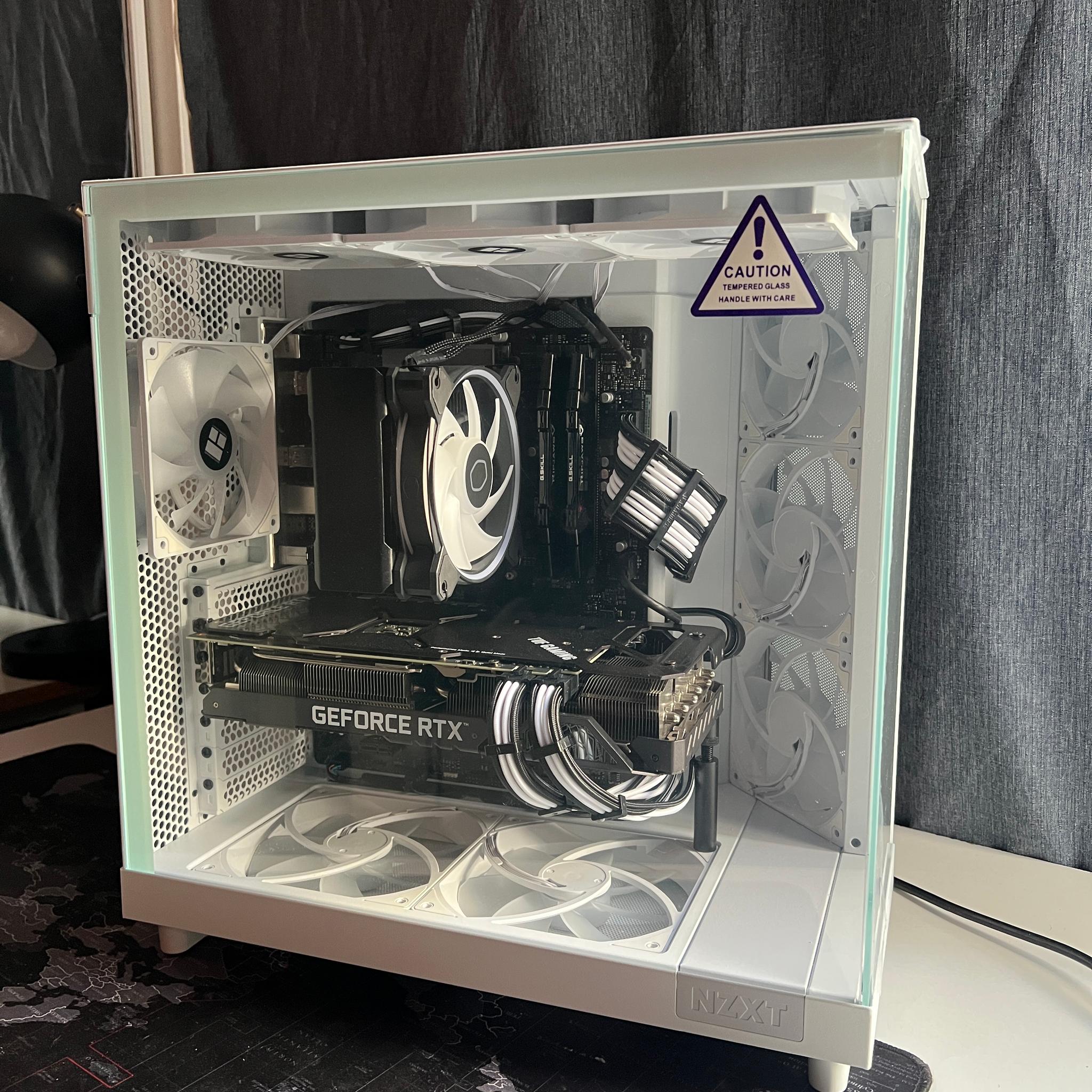 RTX 3070Ti • i7 10700K • 32GB DDR4 • 650W GOLD • 512GB SSD • GAMING PC
