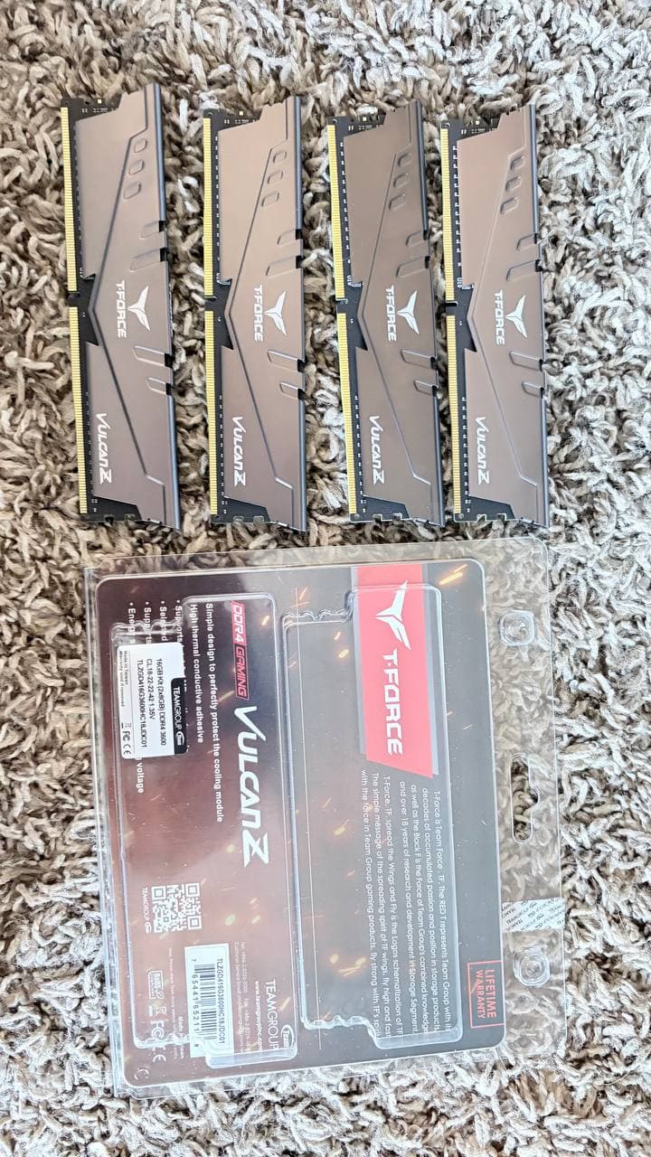 Intel i5-12400F + Motherboard + 32GB RAM