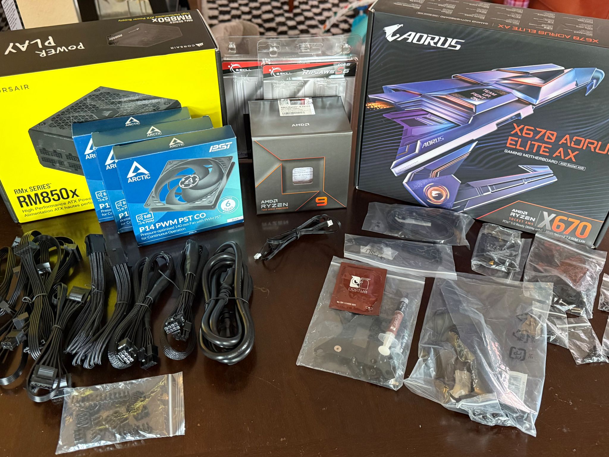 Ryzen 9 7900x, x670 mobo, 64gb 6000mhz memory, AIO, custom build (WITHOUT GRAPHICS CARD)