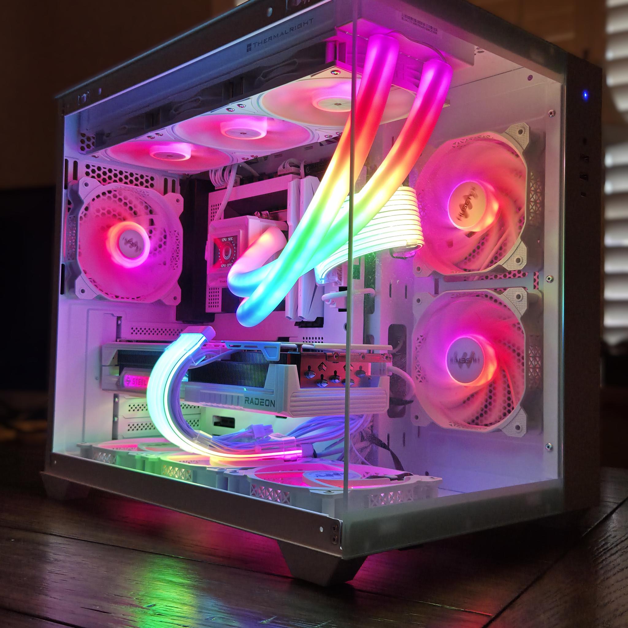 Blizzard! ❄️ | RX 9070 XT Gaming PC | Intel i5-14600K | 32GB DDR5 | 1TB Gen4 NVMe | 2" LCD Display!