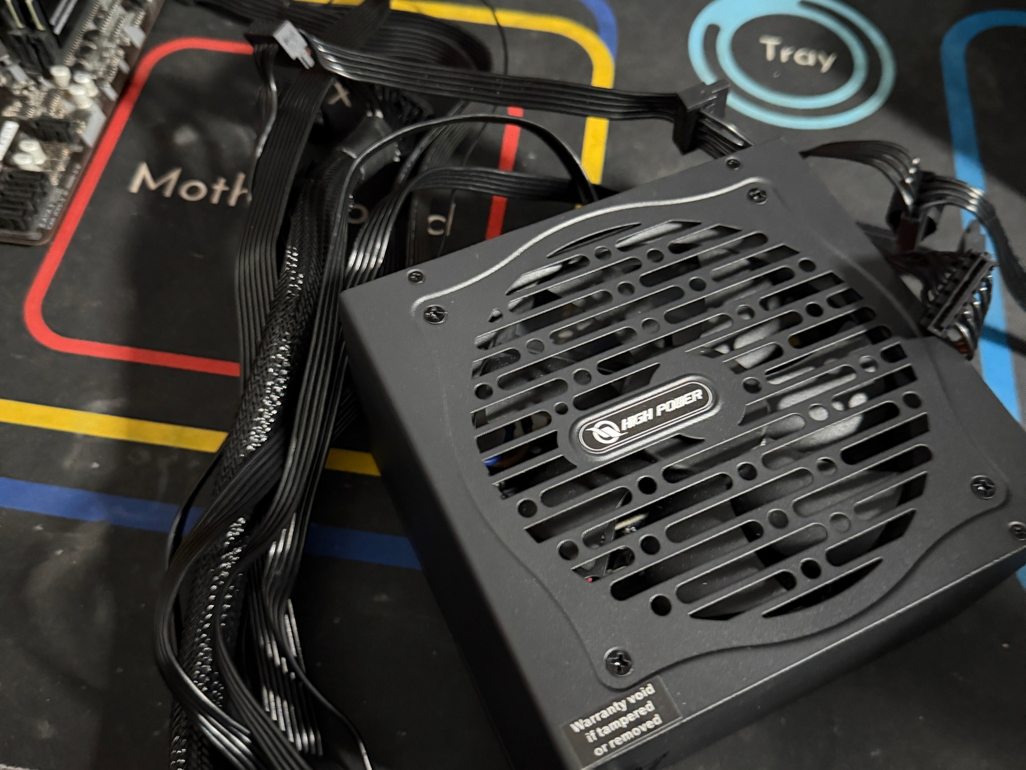 HIGHPOWER HP1 750W power supply