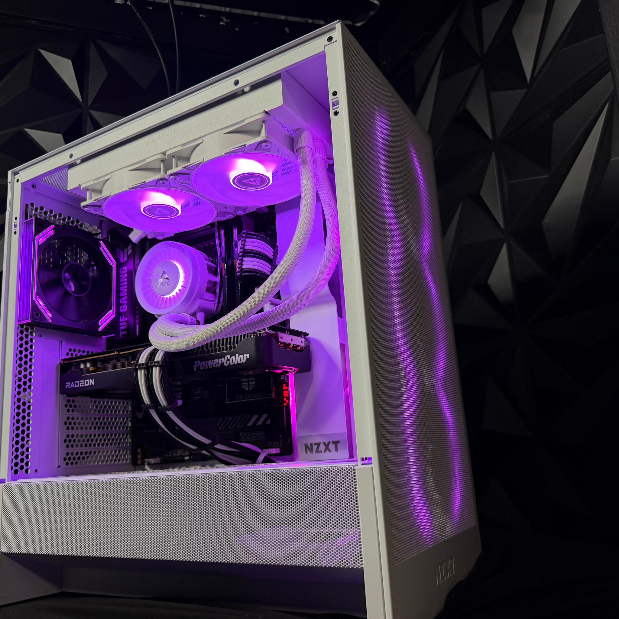 🖤🤍 BLACK HEART 🤍🖤 Ryzen 9 7900X| 9070 XT| 32 GB DDR5| 2.5 TB NVMe| 850W Gold PSU