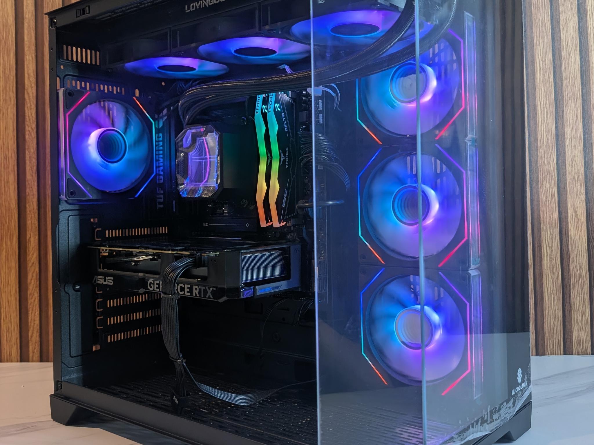 RTX 4070 | RYZEN 5 7600X | 16GB DDR5 | 1TB NVME | 360MM AIO