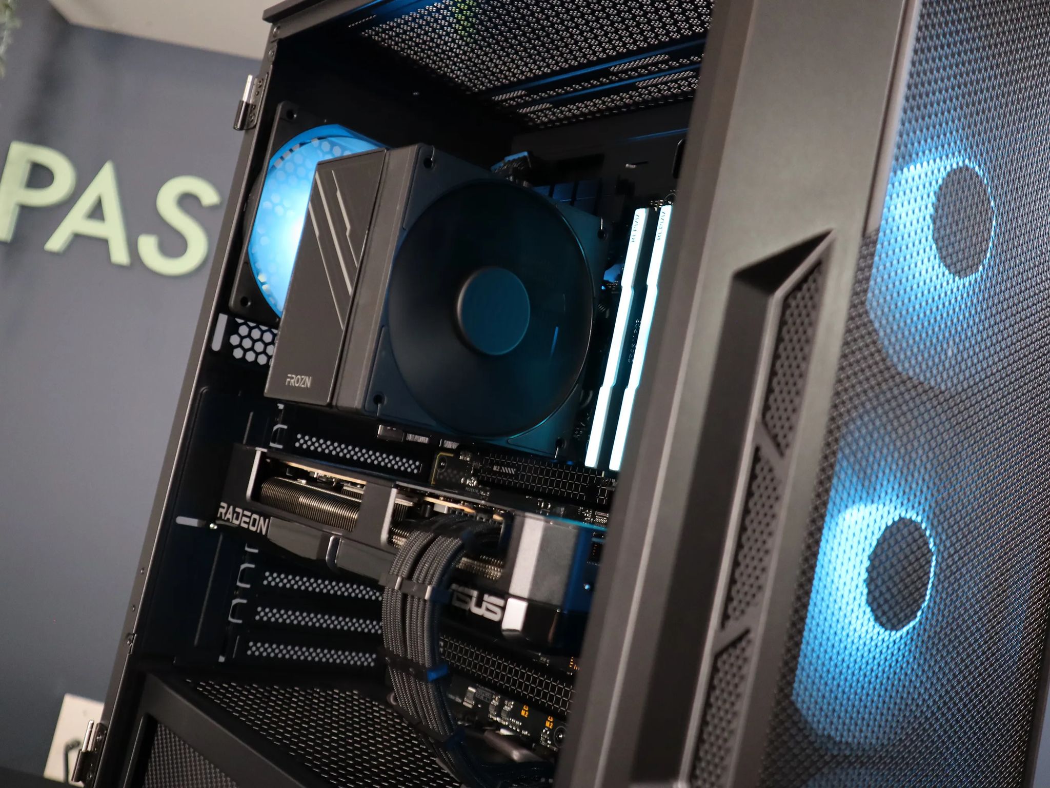 4K WiFi GAMING PC | RYZEN 5 7600X3D | 7800XT | 1TB NVME | 32GB RAM | ALL NEW PARTS |
