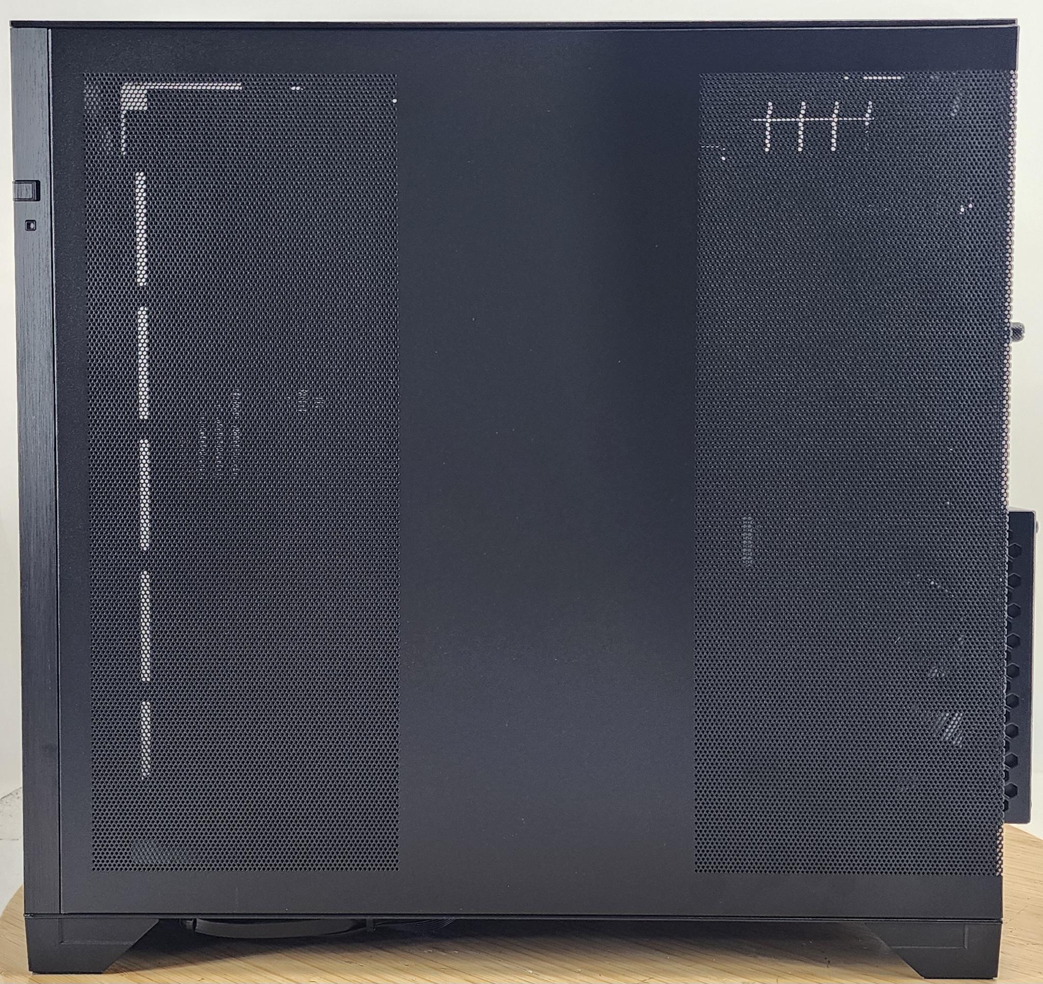 Gaming PC Ryzen 7 9700X 32GB RAM 2TB SSD RX 9070 XT 16GB Windows 11 Computer
