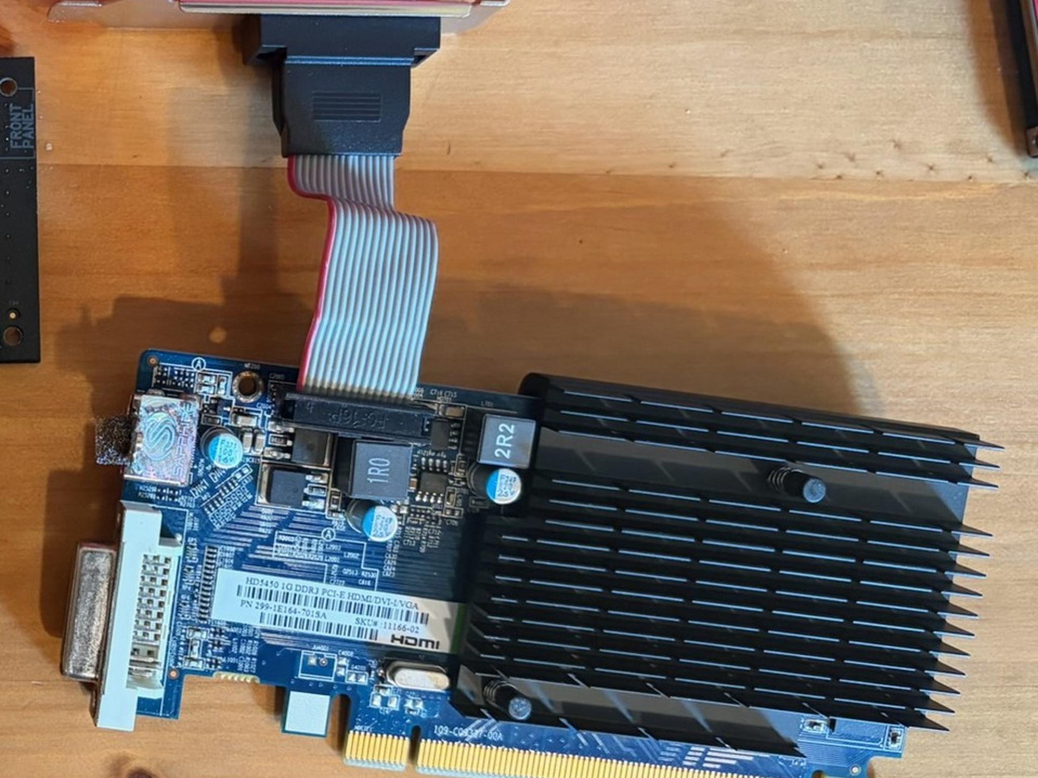Sapphire Radeon HD 5450 | HD5450 1G DDR3 PCI-E HDMI/DVI-I/VGA | 1GB DDR3, 64-bit, PCIe 2.1 x16