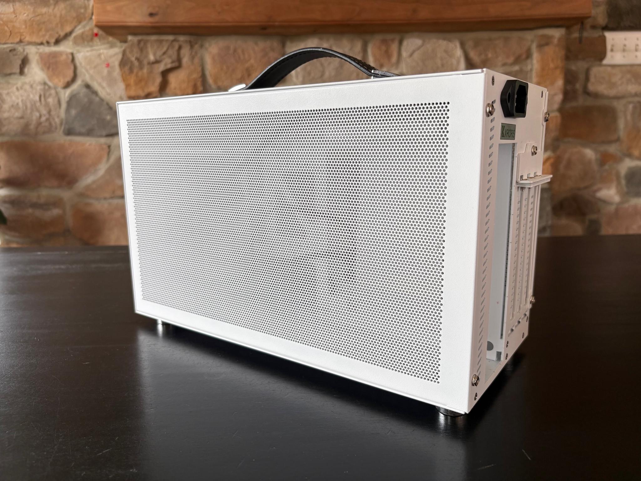 KXRORS S400 Mini-ITX PC case - White