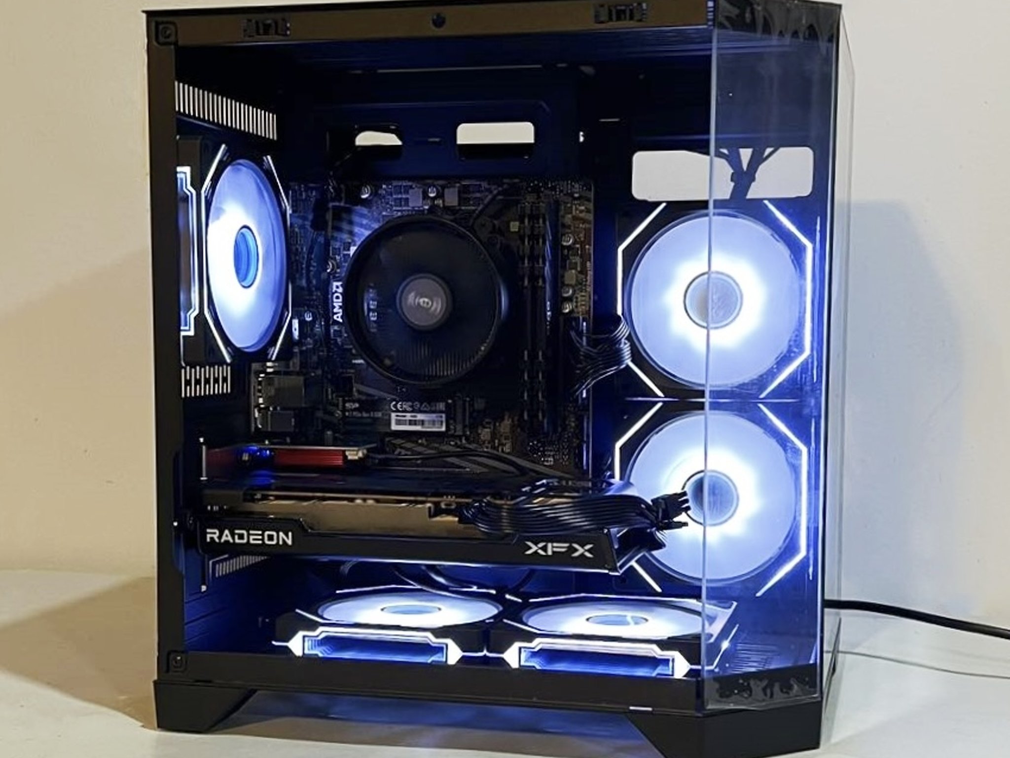 🔥SALE🔥 R5-5600|RX 6600|1TB M.2|16GB RAM-DeepHuo Brand NEW Pre-Built PC